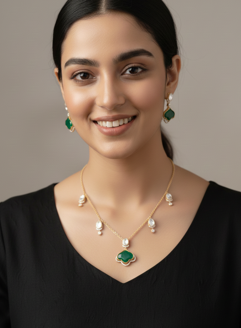 Emerald Green Delicate Kundan Chain Necklace