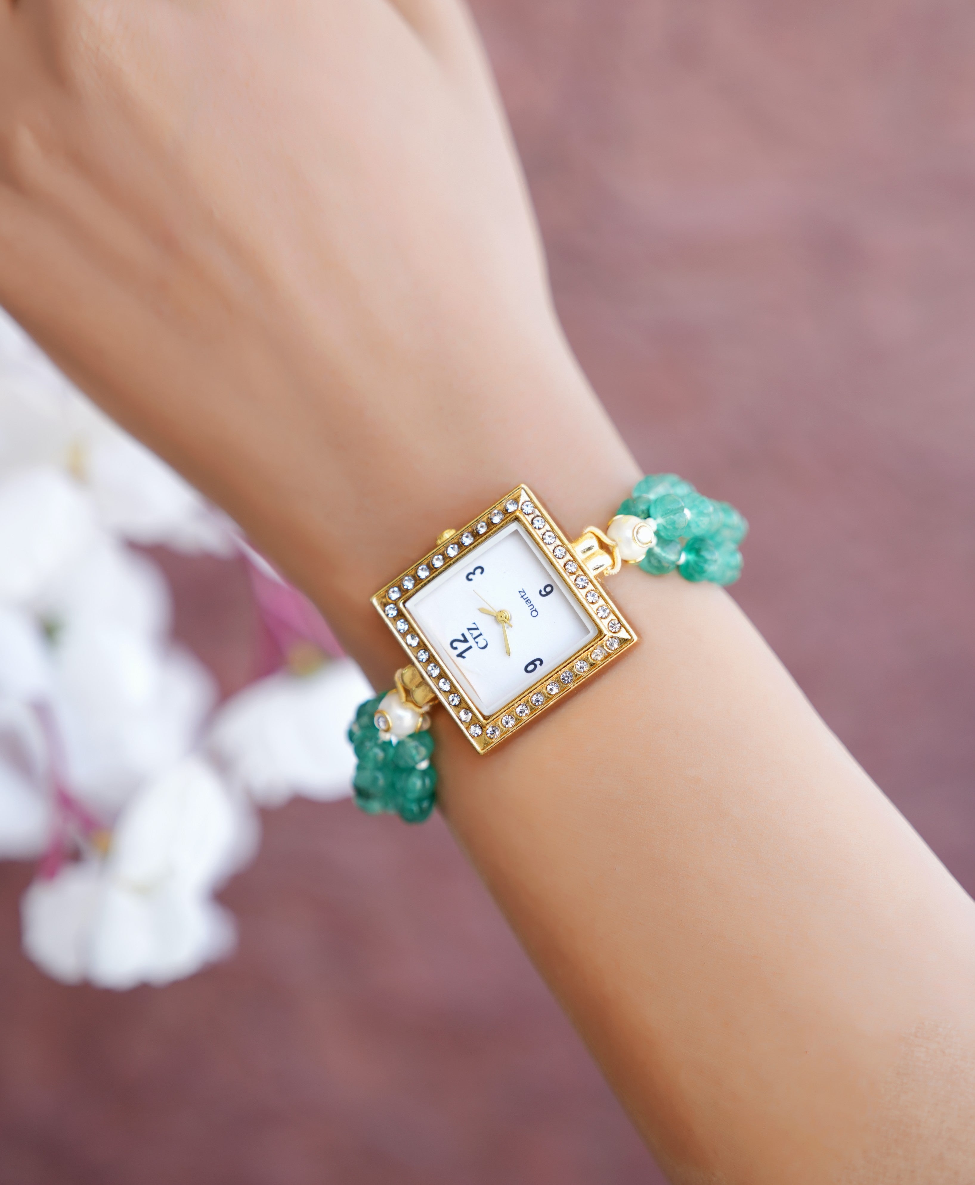 Emerald Green Pumpkin Beads Wrist Watch