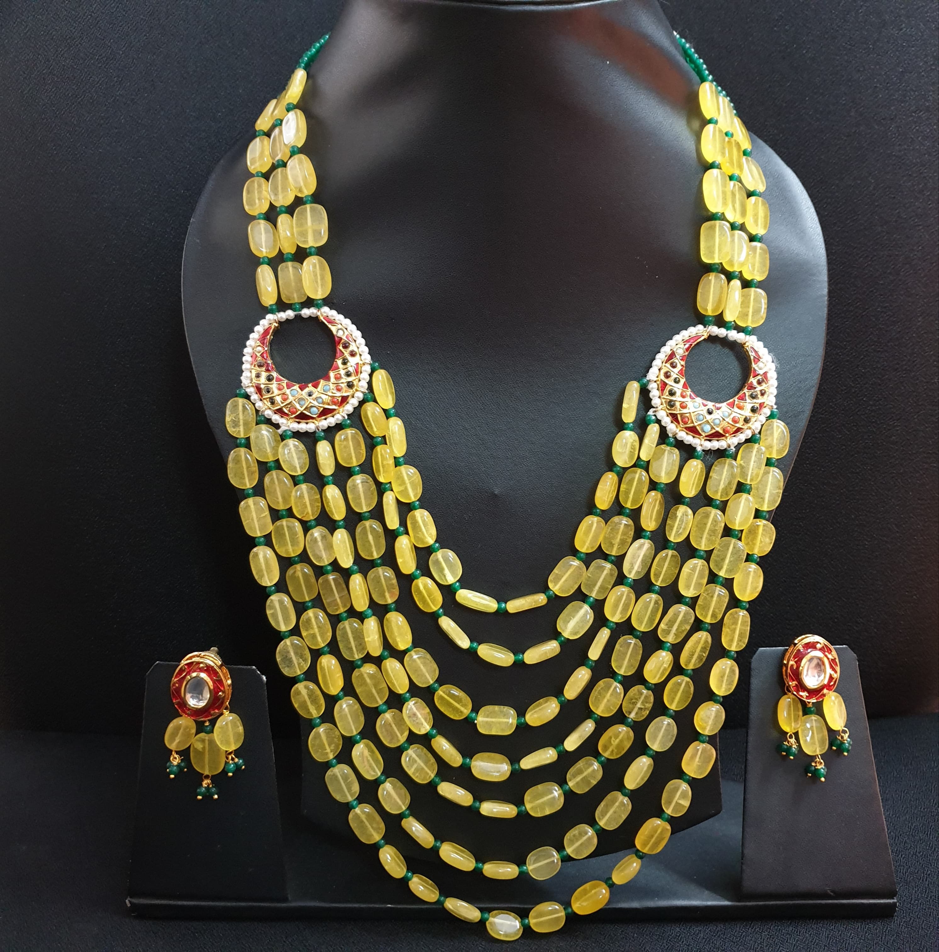 Yellow Jadau Brooch Necklace Set