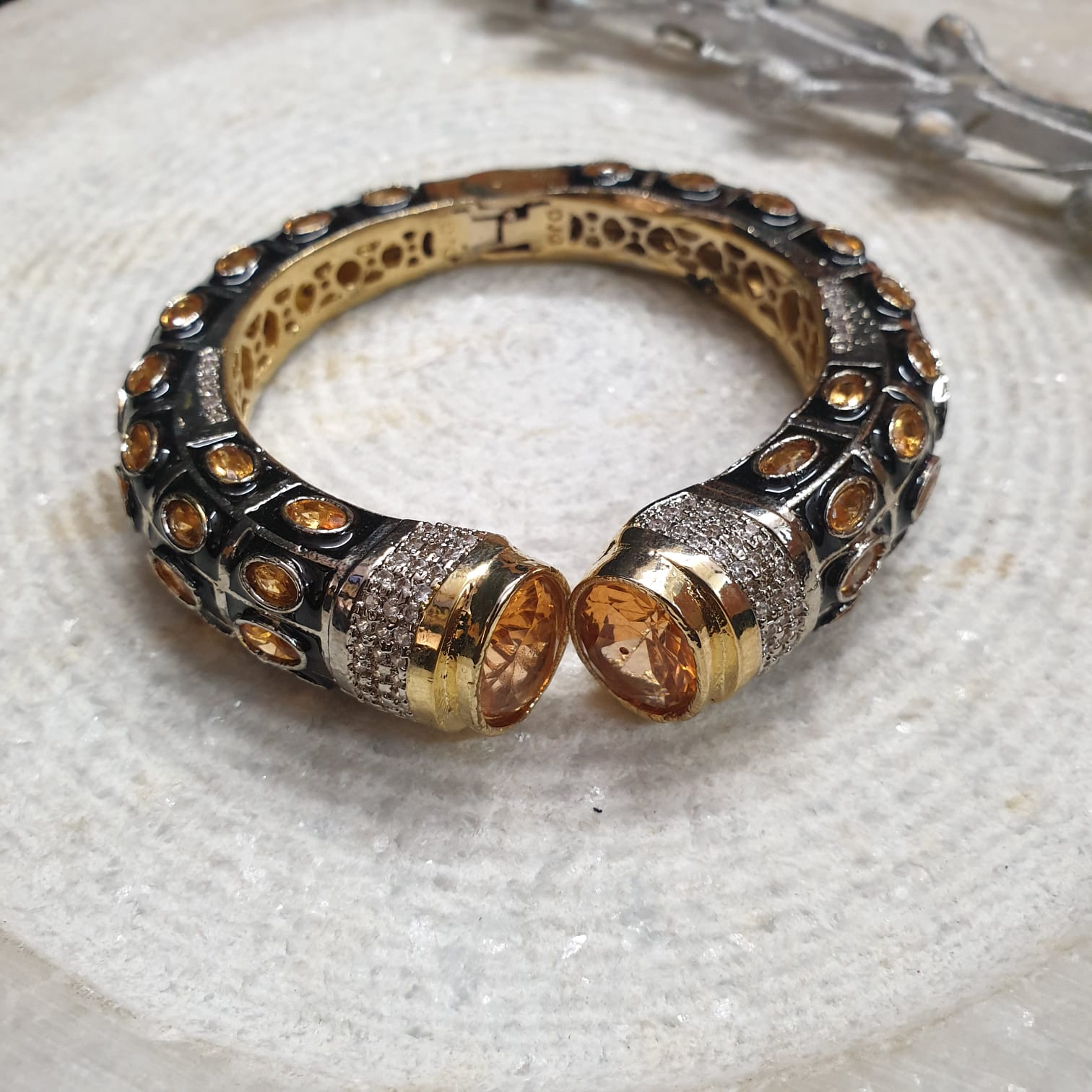 Designer Stone Openable Kada