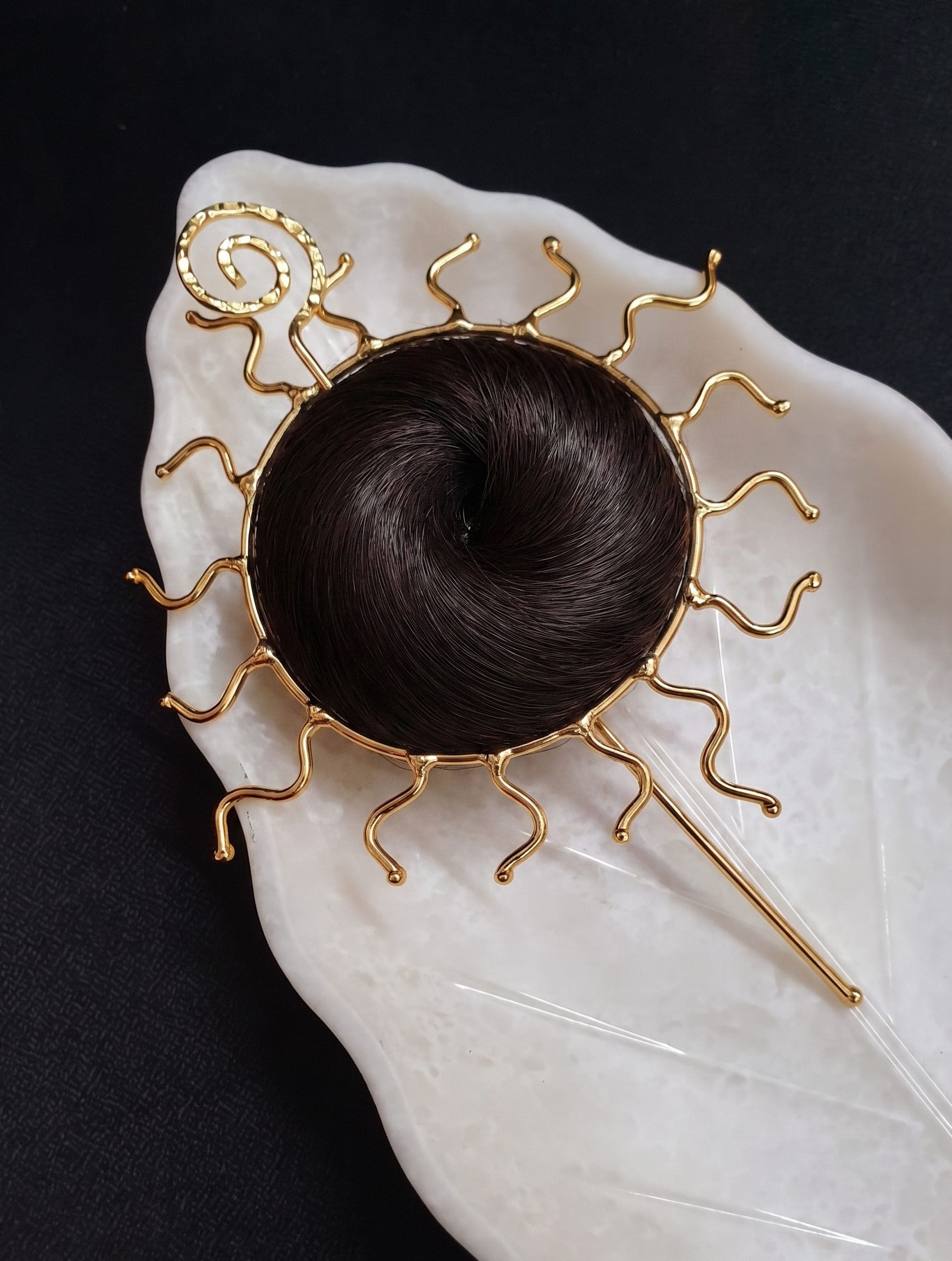 Gold Wire Sun Bun Pin