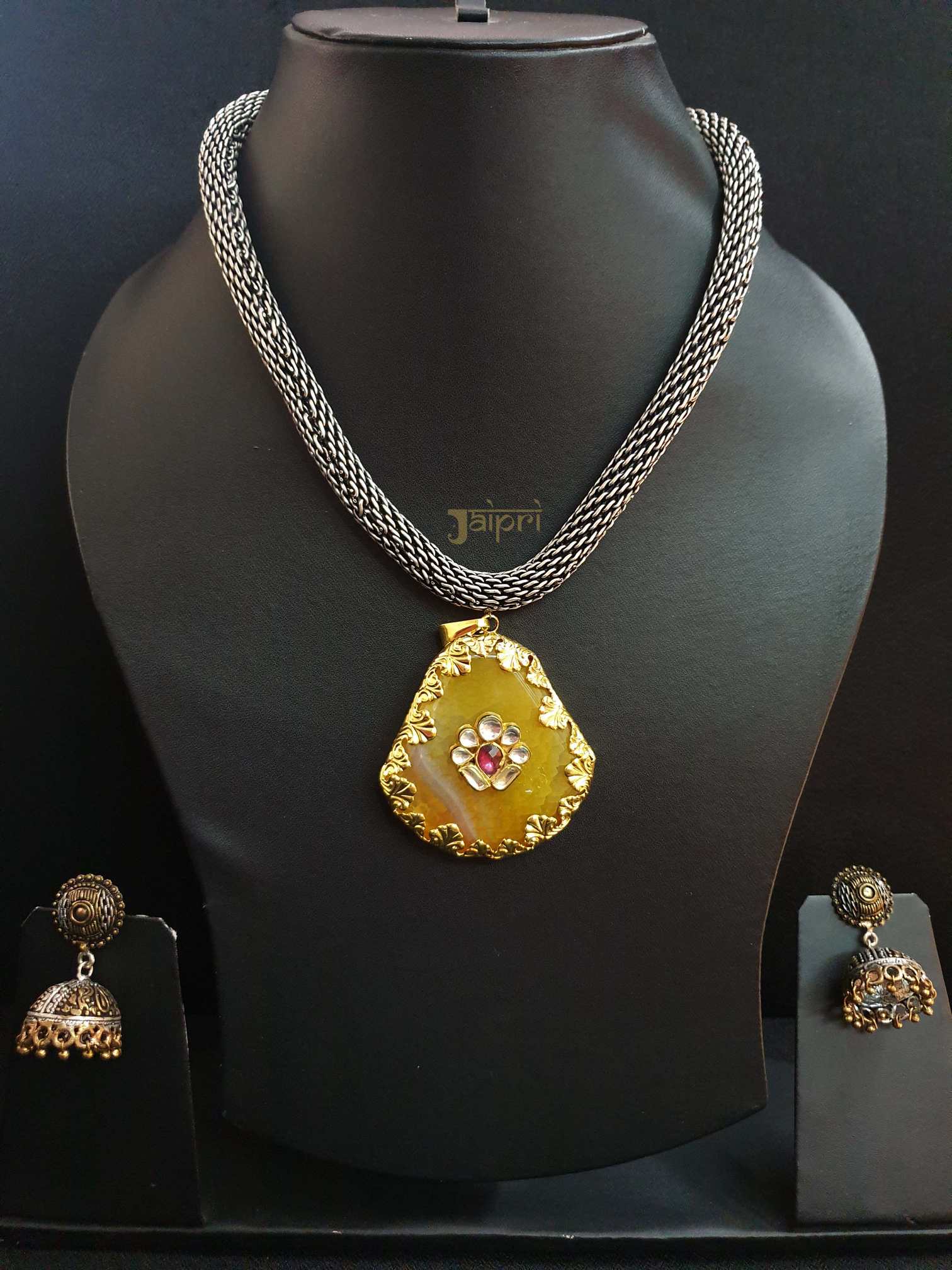 Yellow Stone Kundan Necklace With Jhumki Earrings