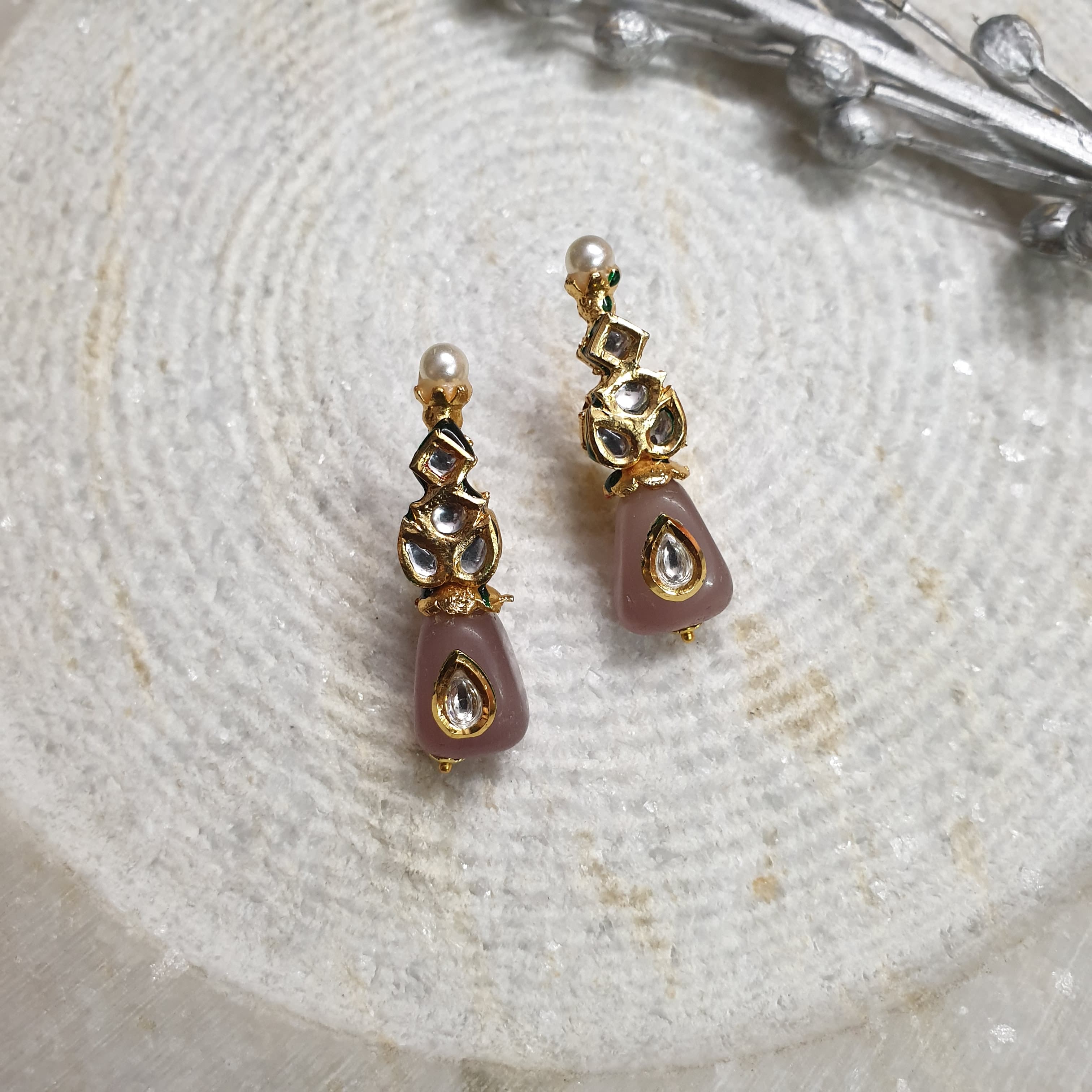 Beige Stone Kundan Earrings