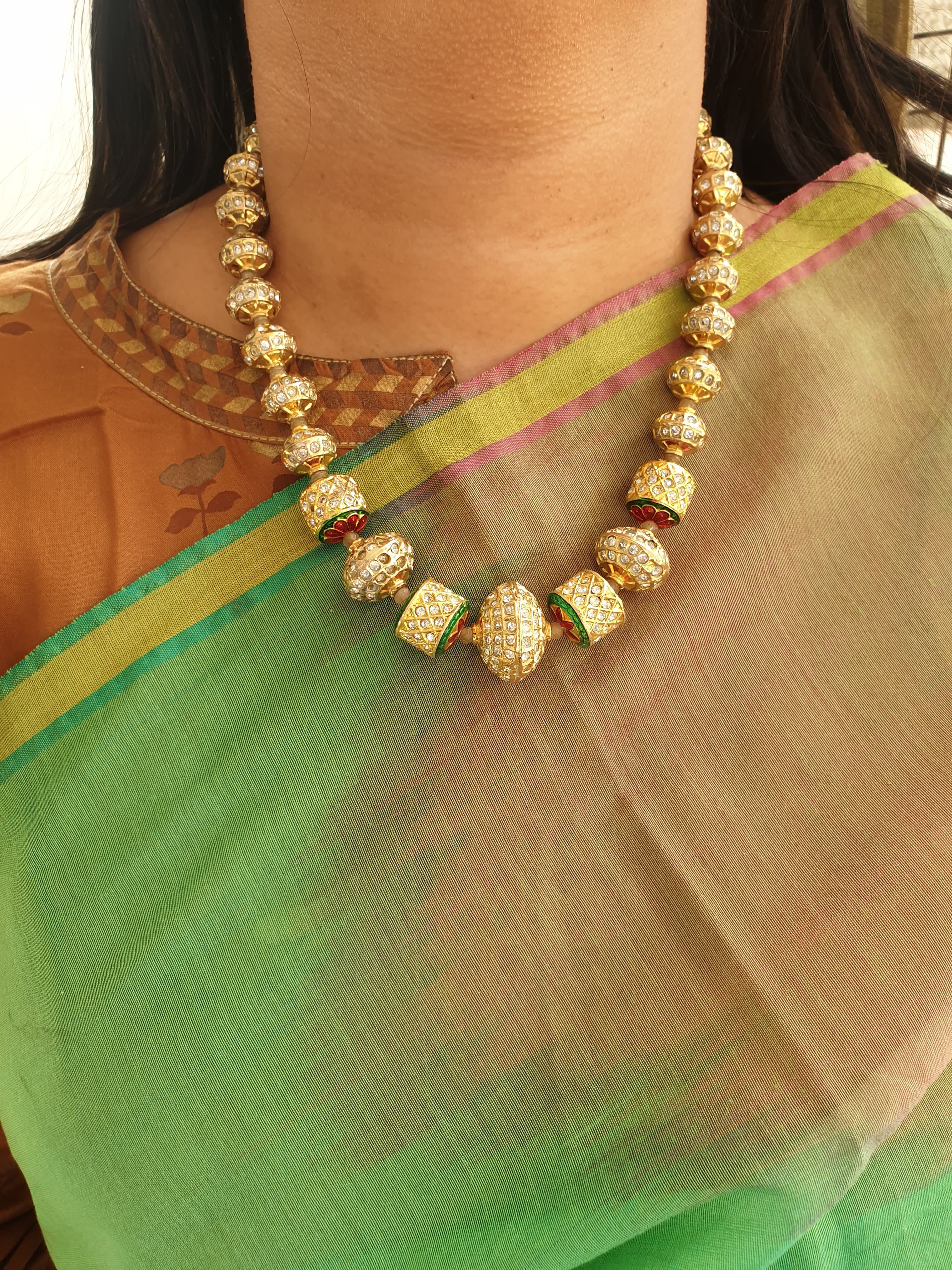 White Stone Jadau Necklace With Earrings