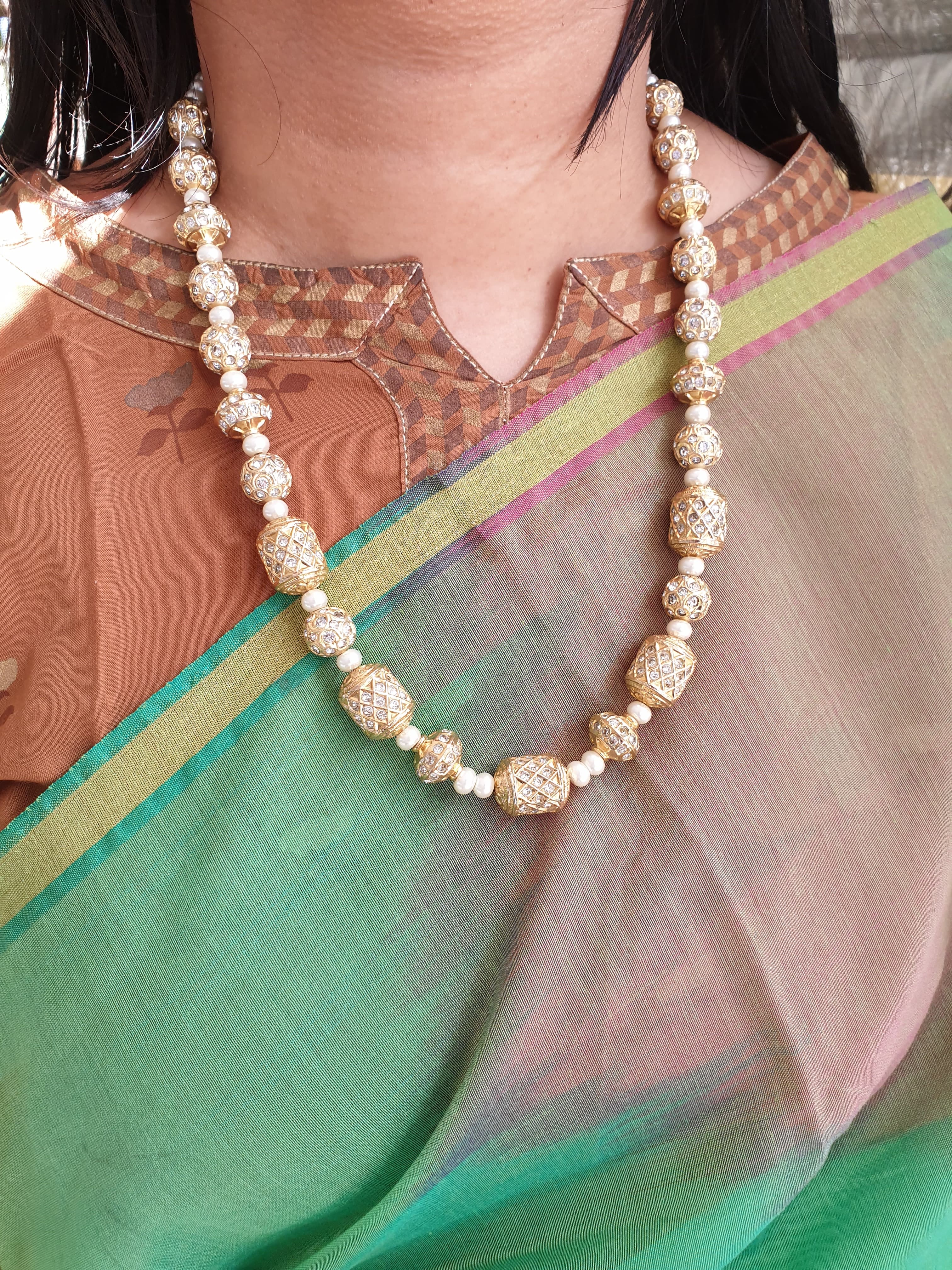 White Stone Jadau Beaded Necklace