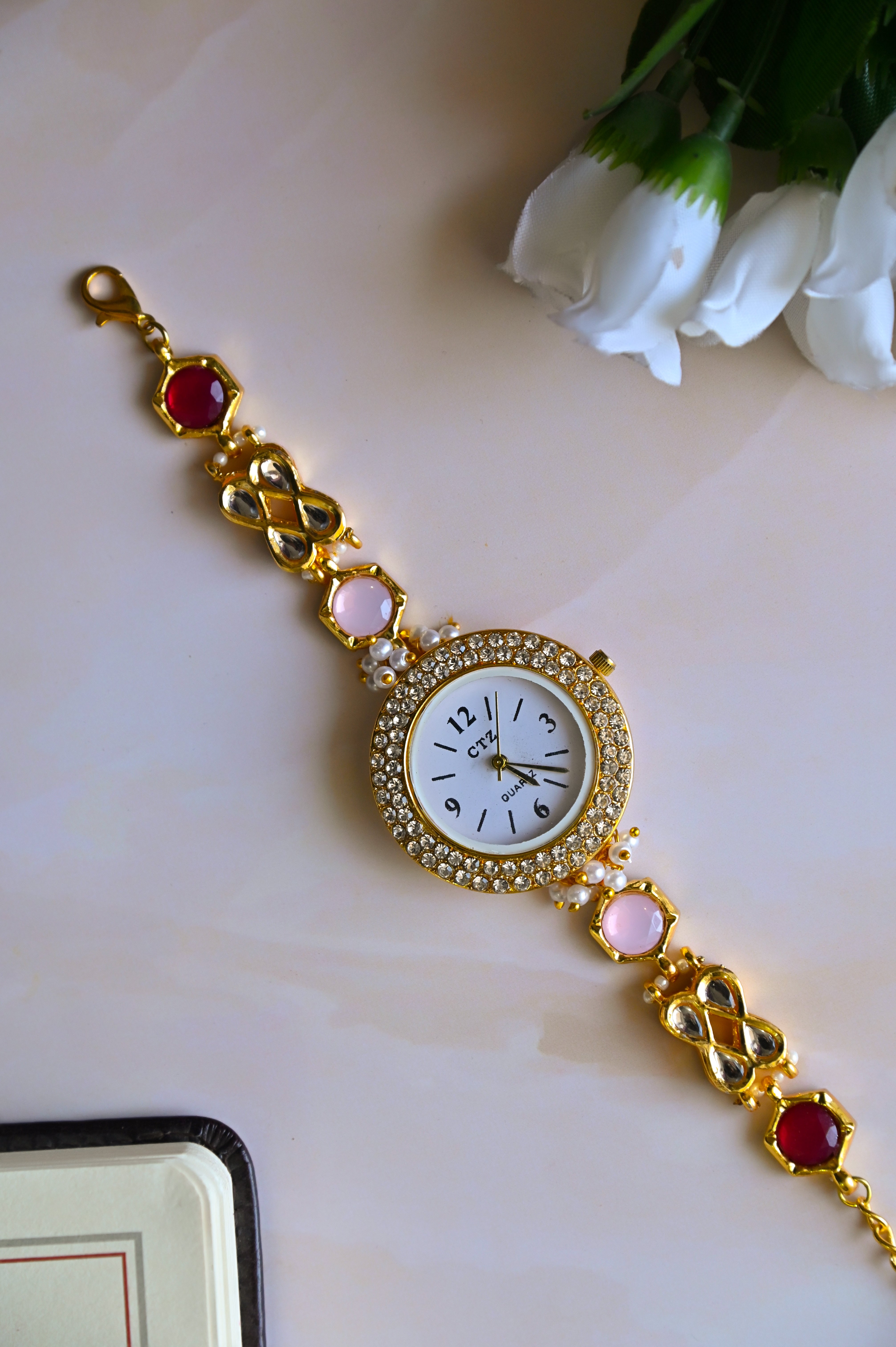 Elegant Kundan Stone Wrist Watch