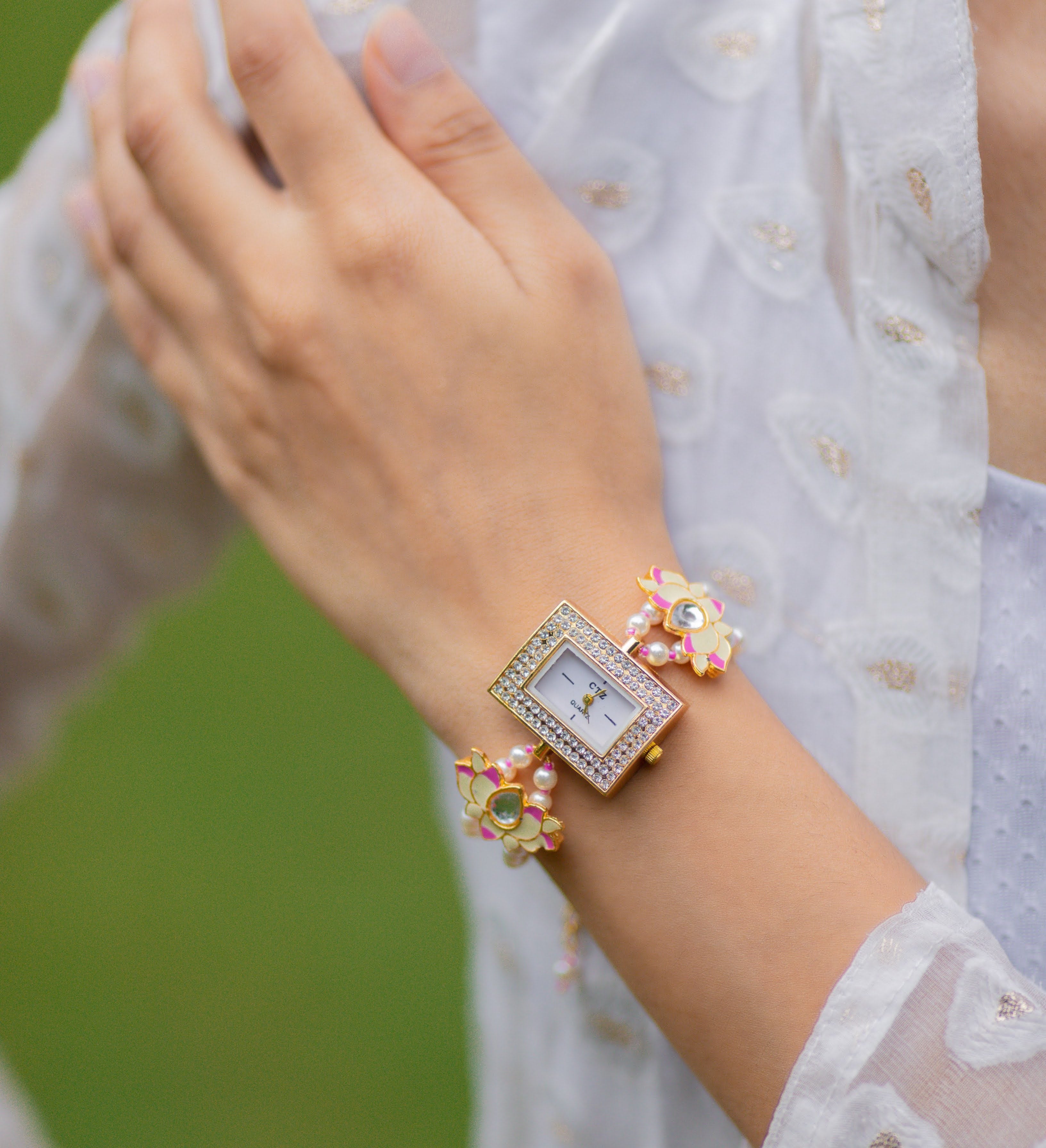 Lotus Pearl Luxury Wrist Watch