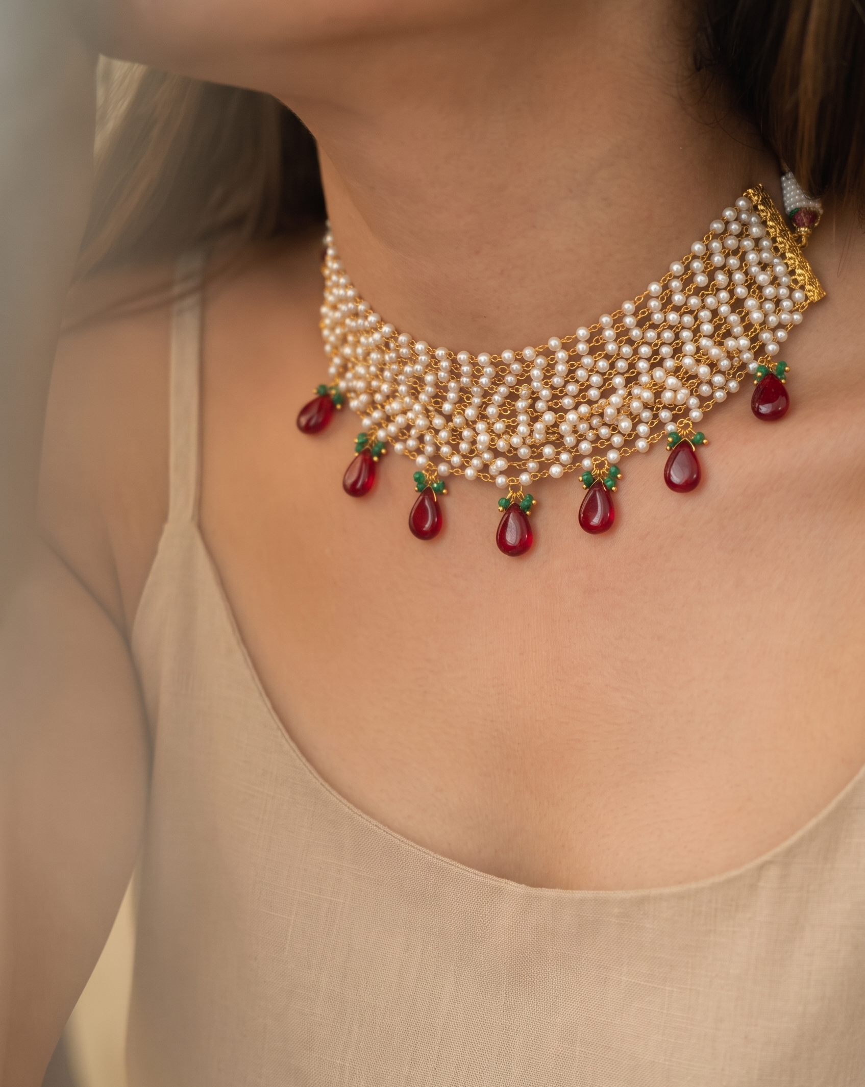Cayra Red Pearl Choker Necklace