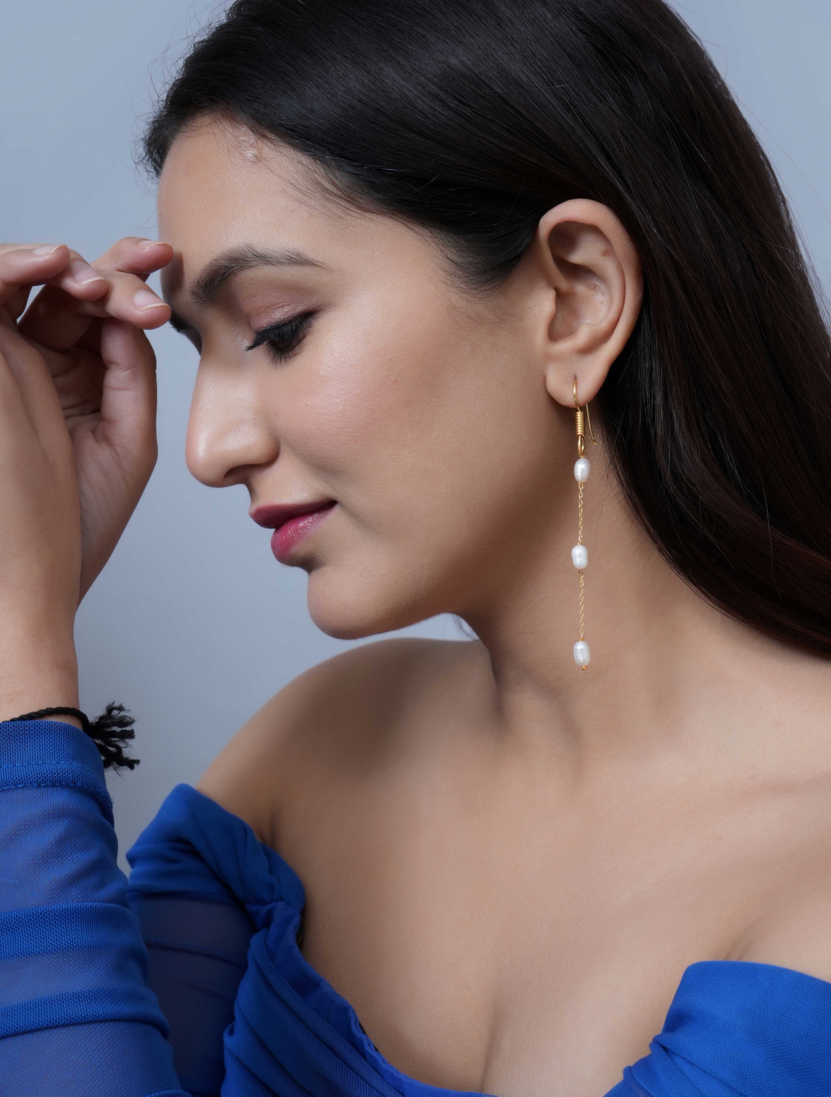 Baroque Pearl Dainty Earrings