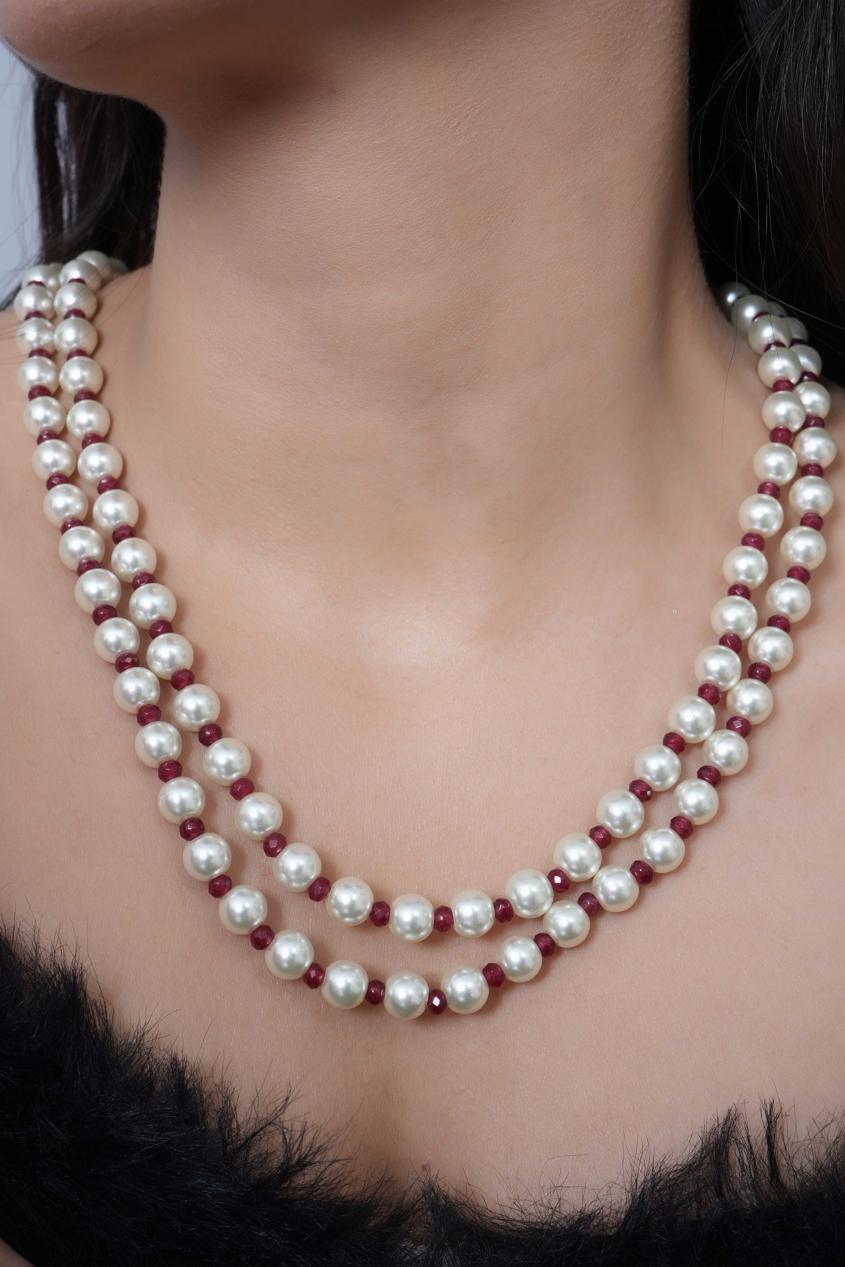 Pearl Red Beaded Necklace