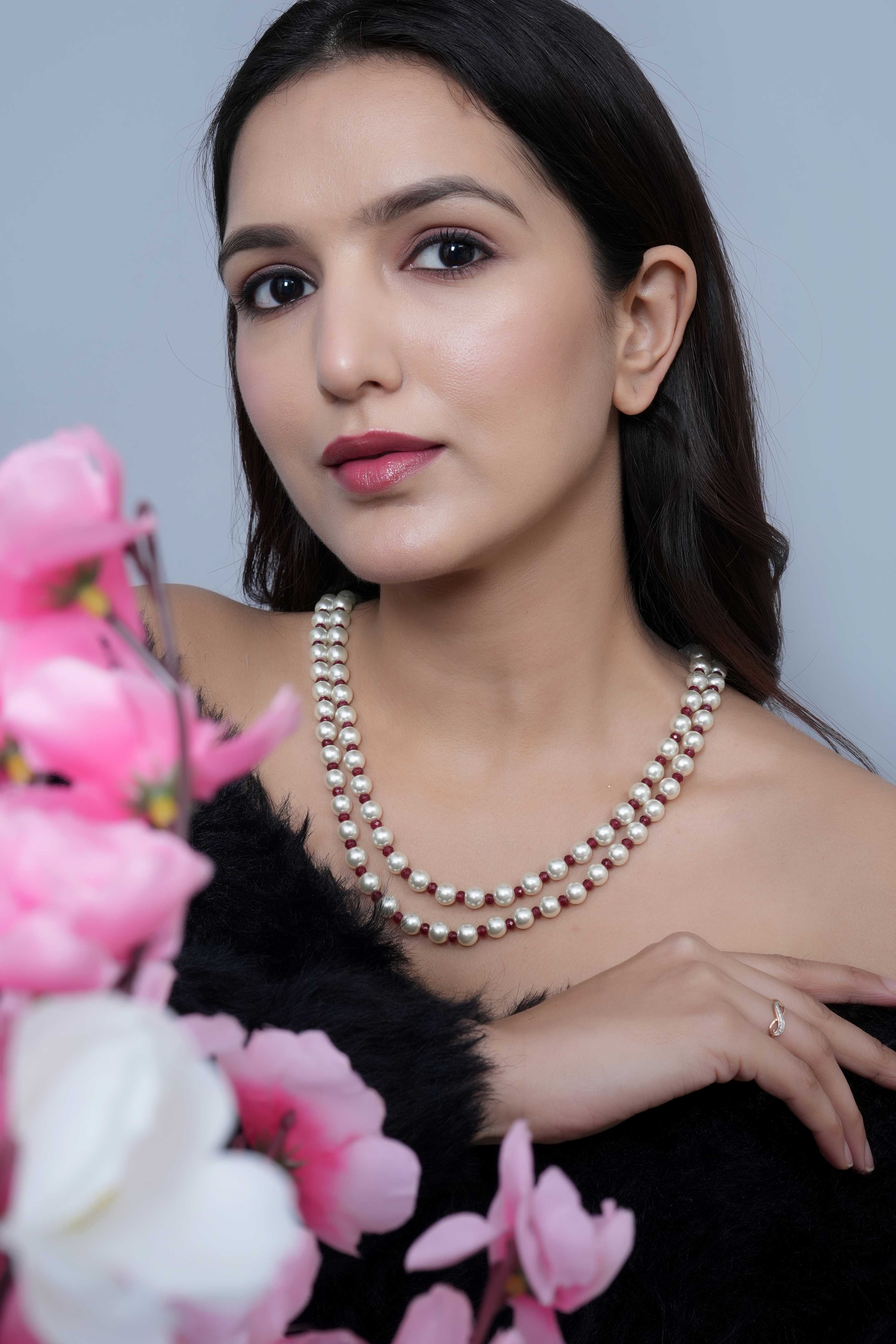 Pearl Red Beaded Necklace