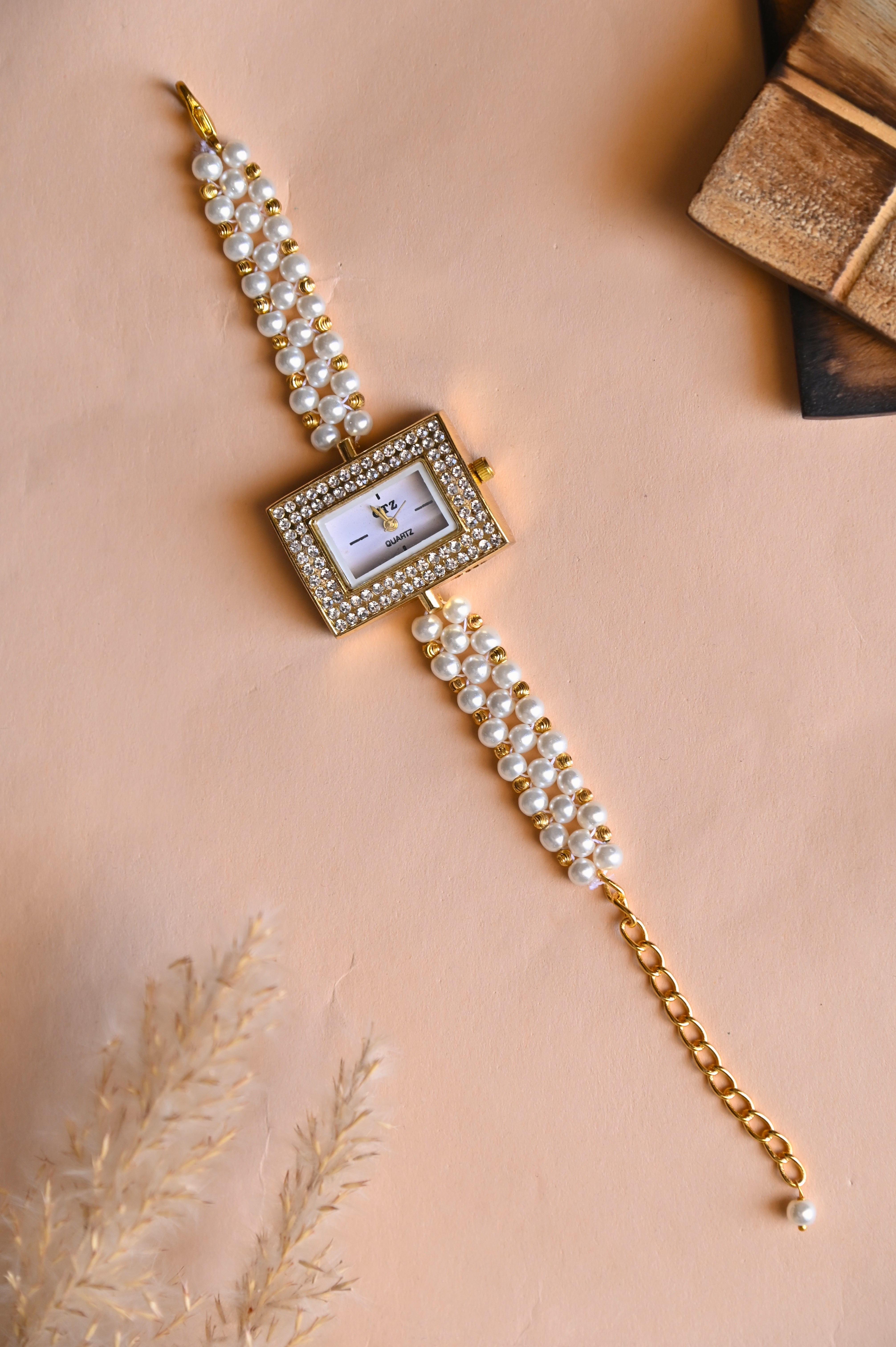 Premium Pearl Beaded Wrist Watch