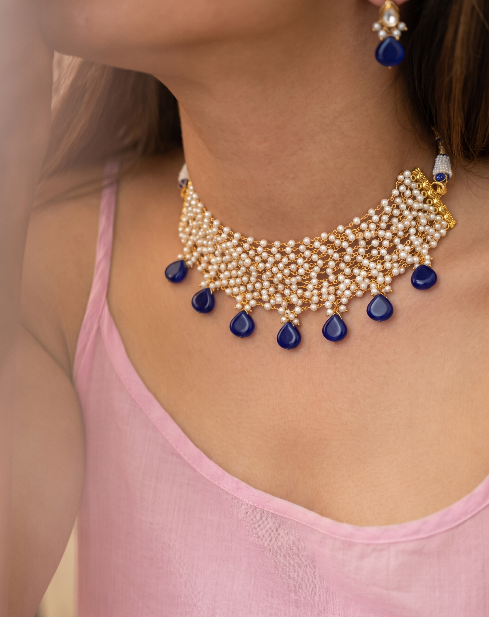 Raven Blue Pearl Choker Necklace