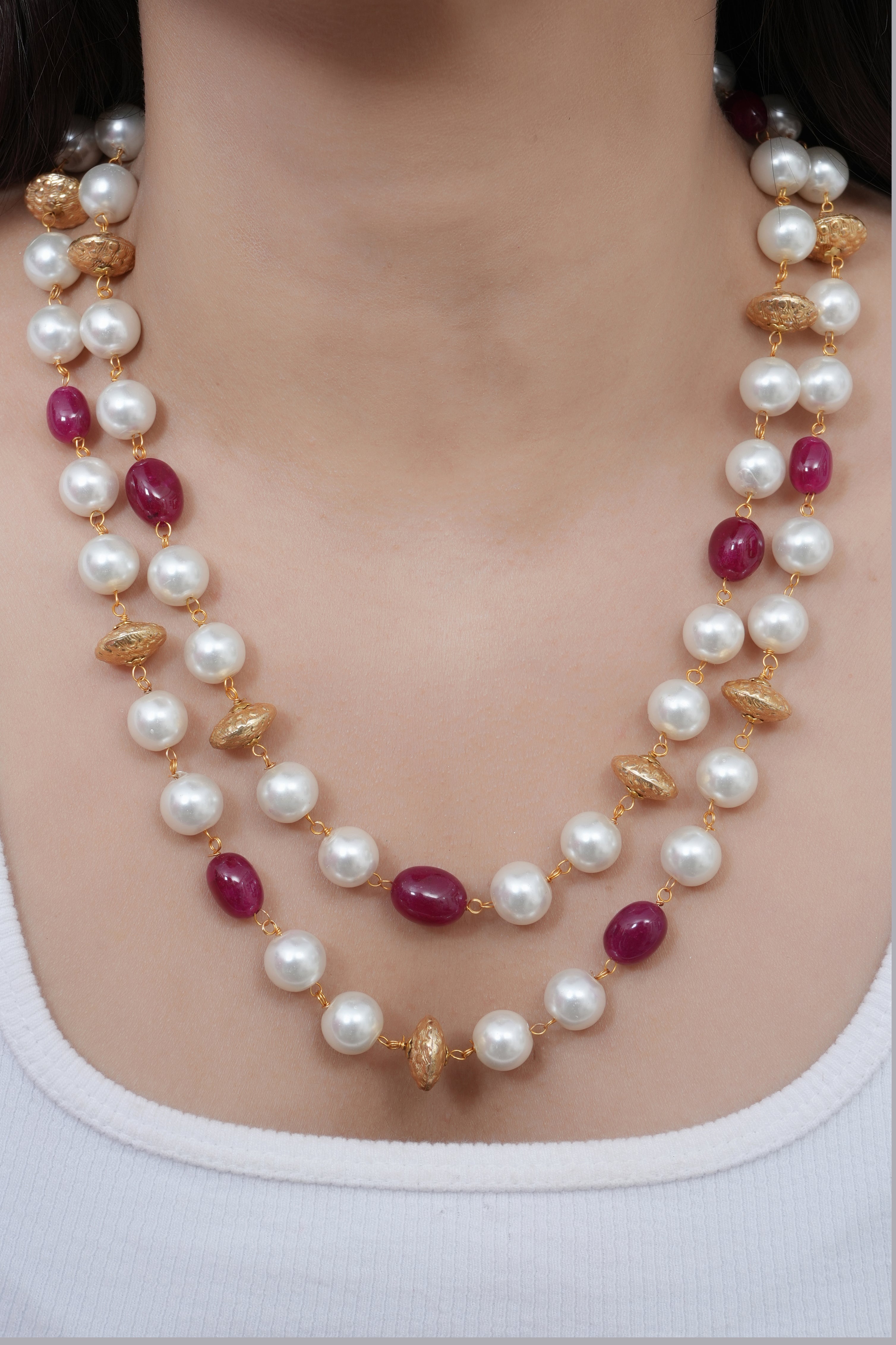 Red Stone and Pearl Beaded Necklace