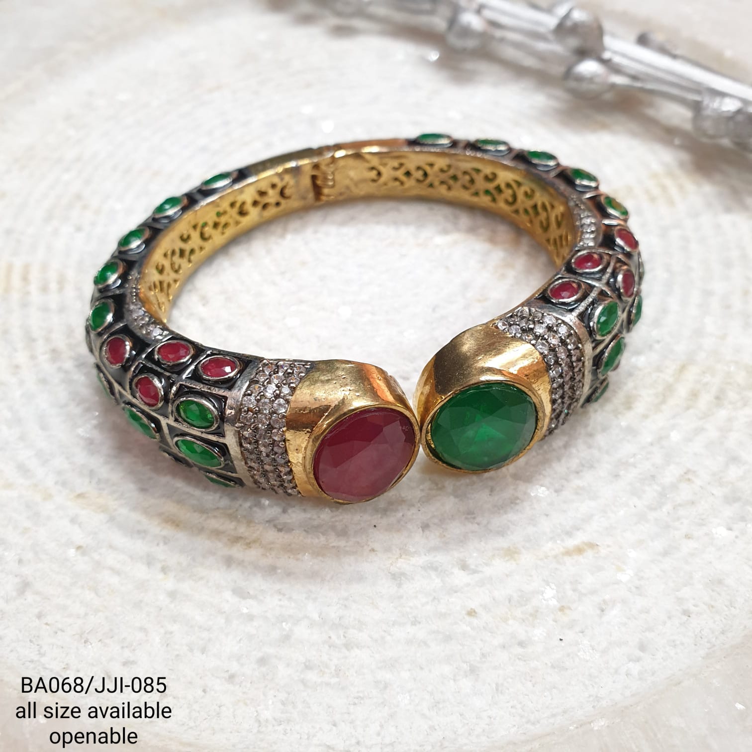 Designer Stone Openable Kada