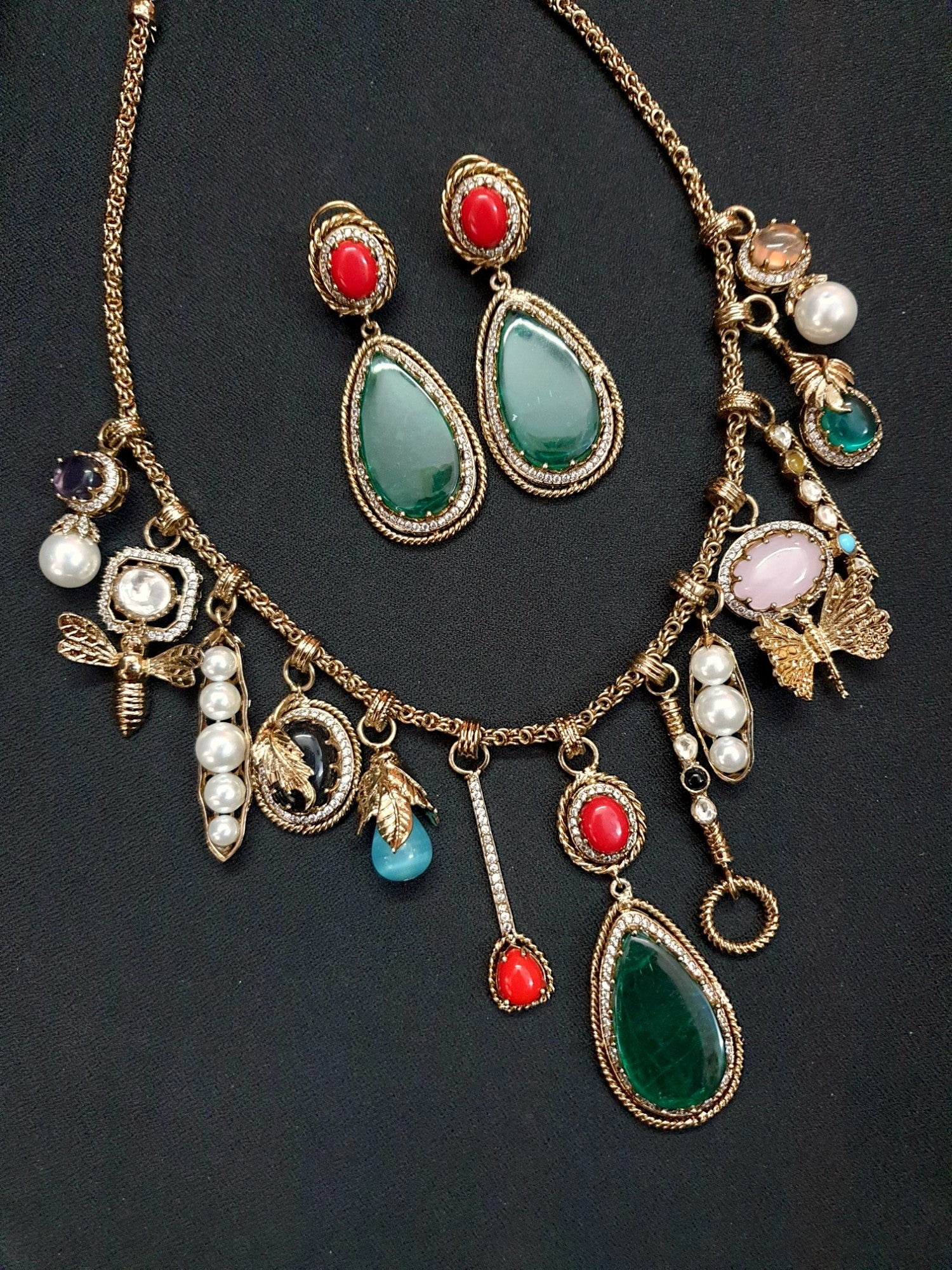 Emerald Green Stone Kundan Sabyasachi Inspired Necklace Set