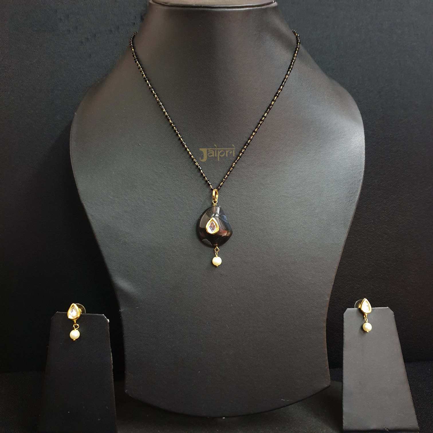 Tear-Drop Black Stone Mangalsutra With Earrings