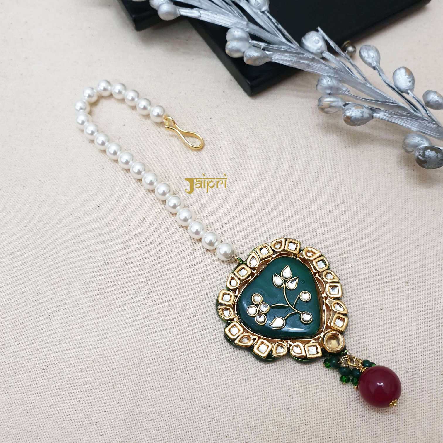 Adorable Green & Pearl Stone Kundan-Jadau Maang Tikka