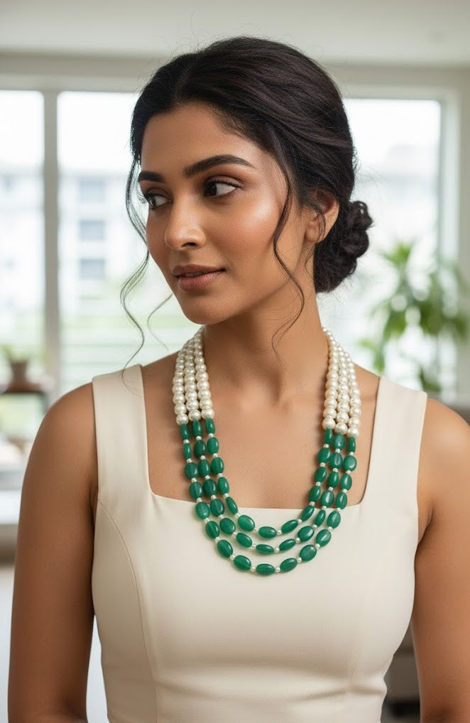 Emerald Stone Pearl Necklace