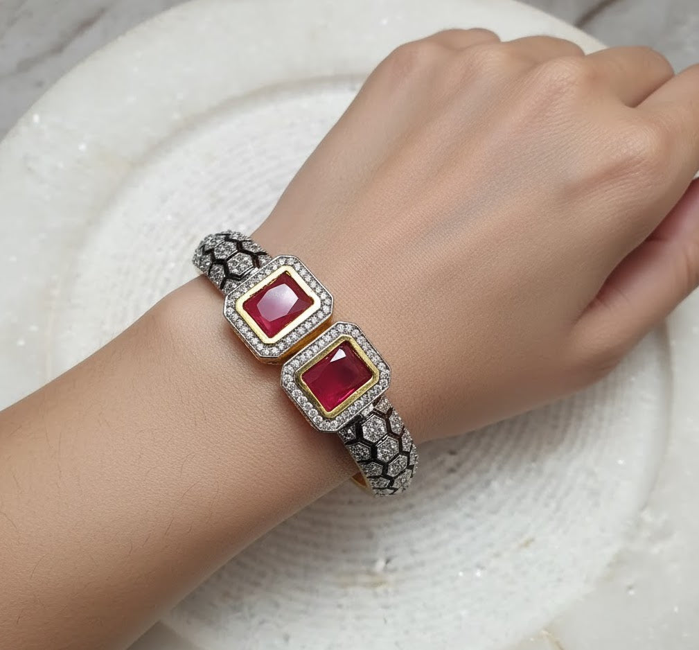 AD Stone Openable Bracelet