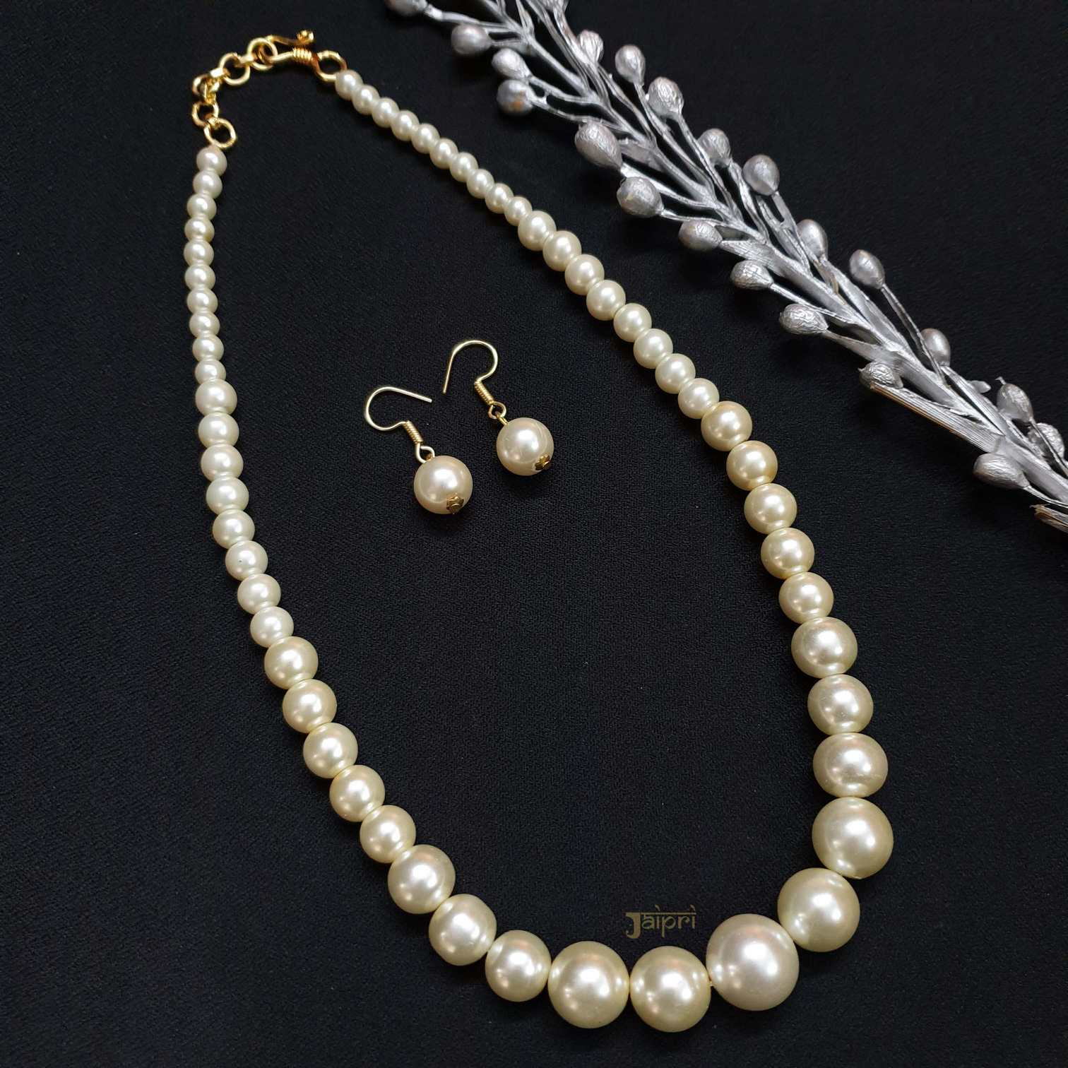 Adorable Pearl Beads Stone Necklace With Earrings