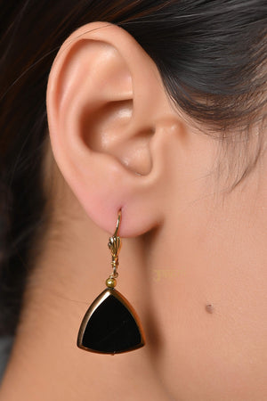 Black Color Triangle Shape Necklace With Earrings