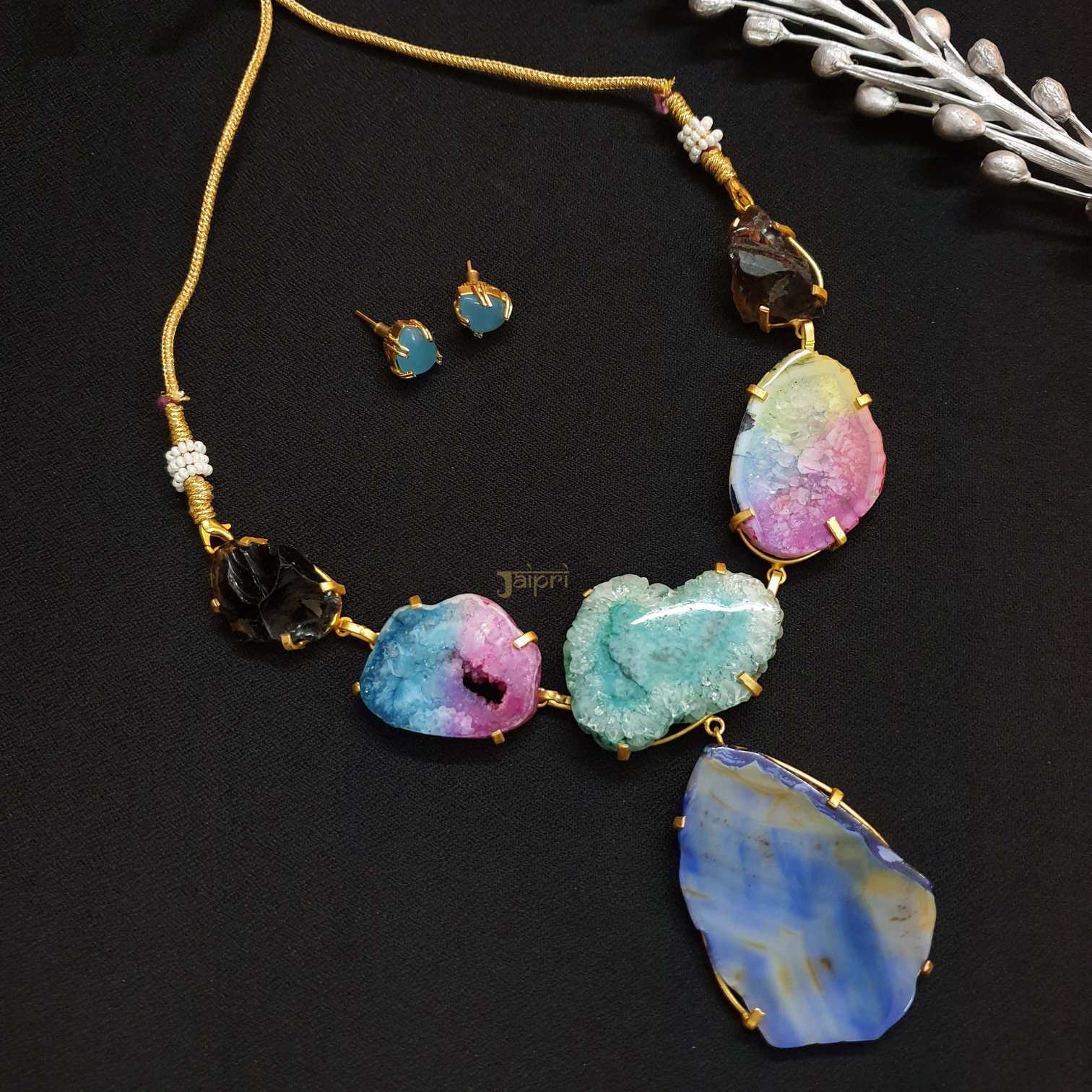 Uneven Natural Stone Necklace With Earrings