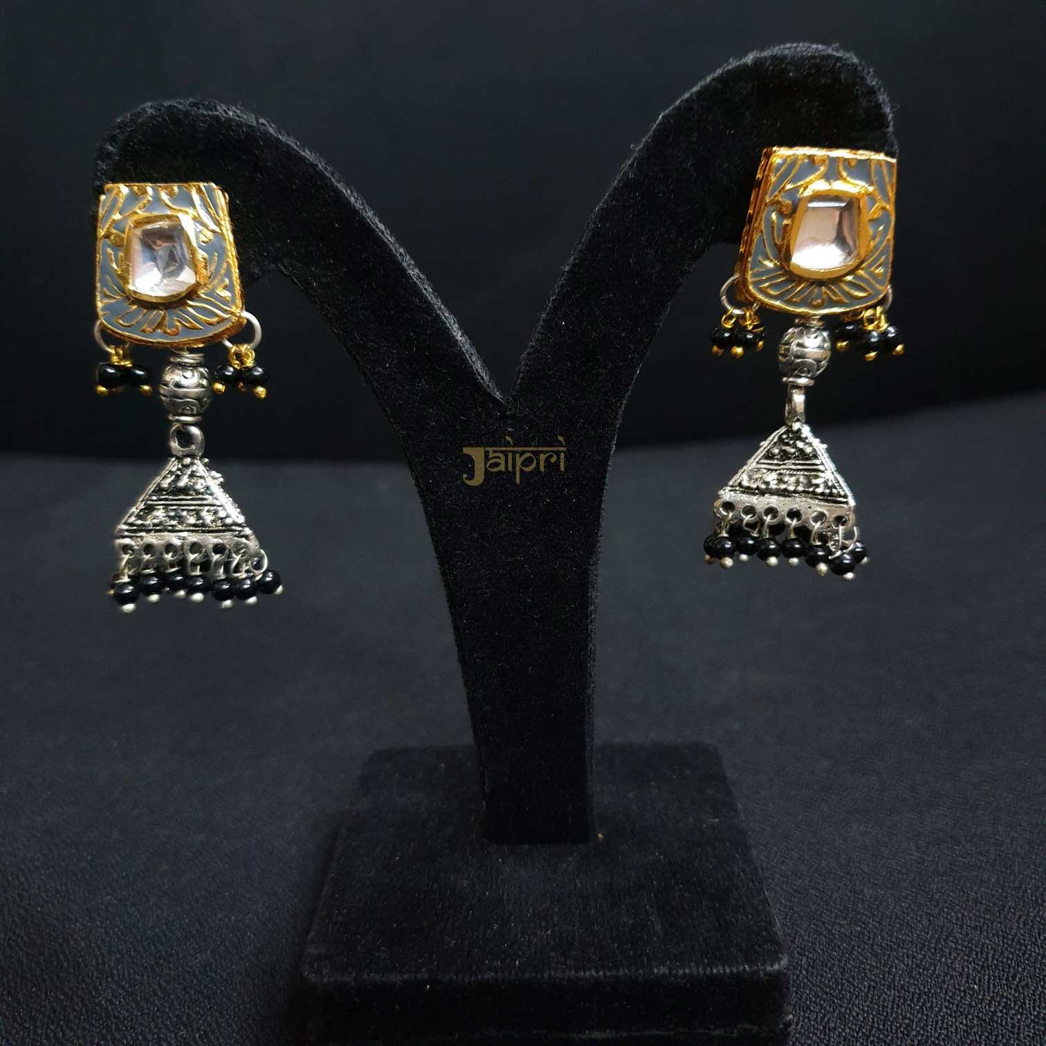 Adorable Grey Kundan& Meenakari Jhumki Earrings