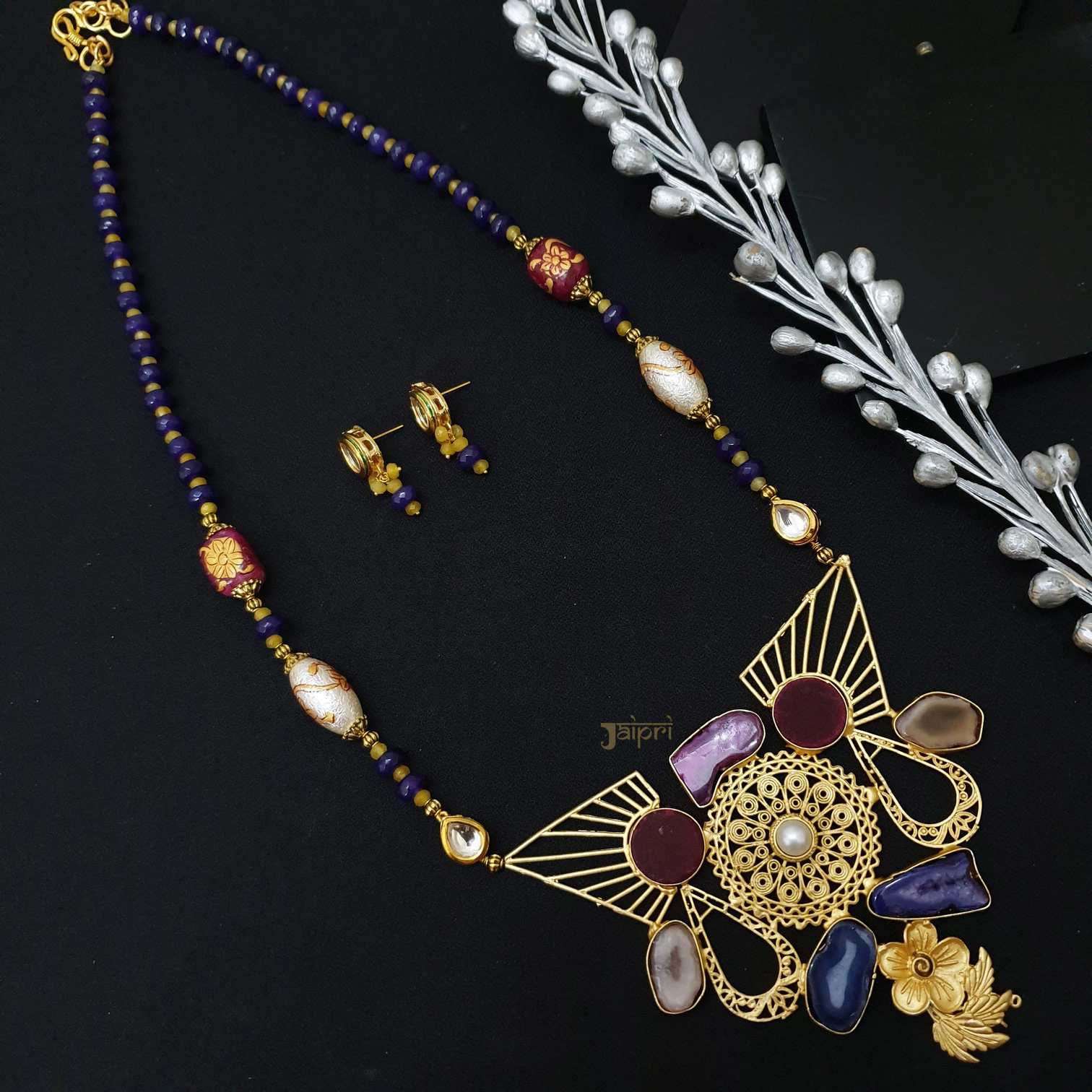 Floral Designer Fusion Gold Pendant With Earrings