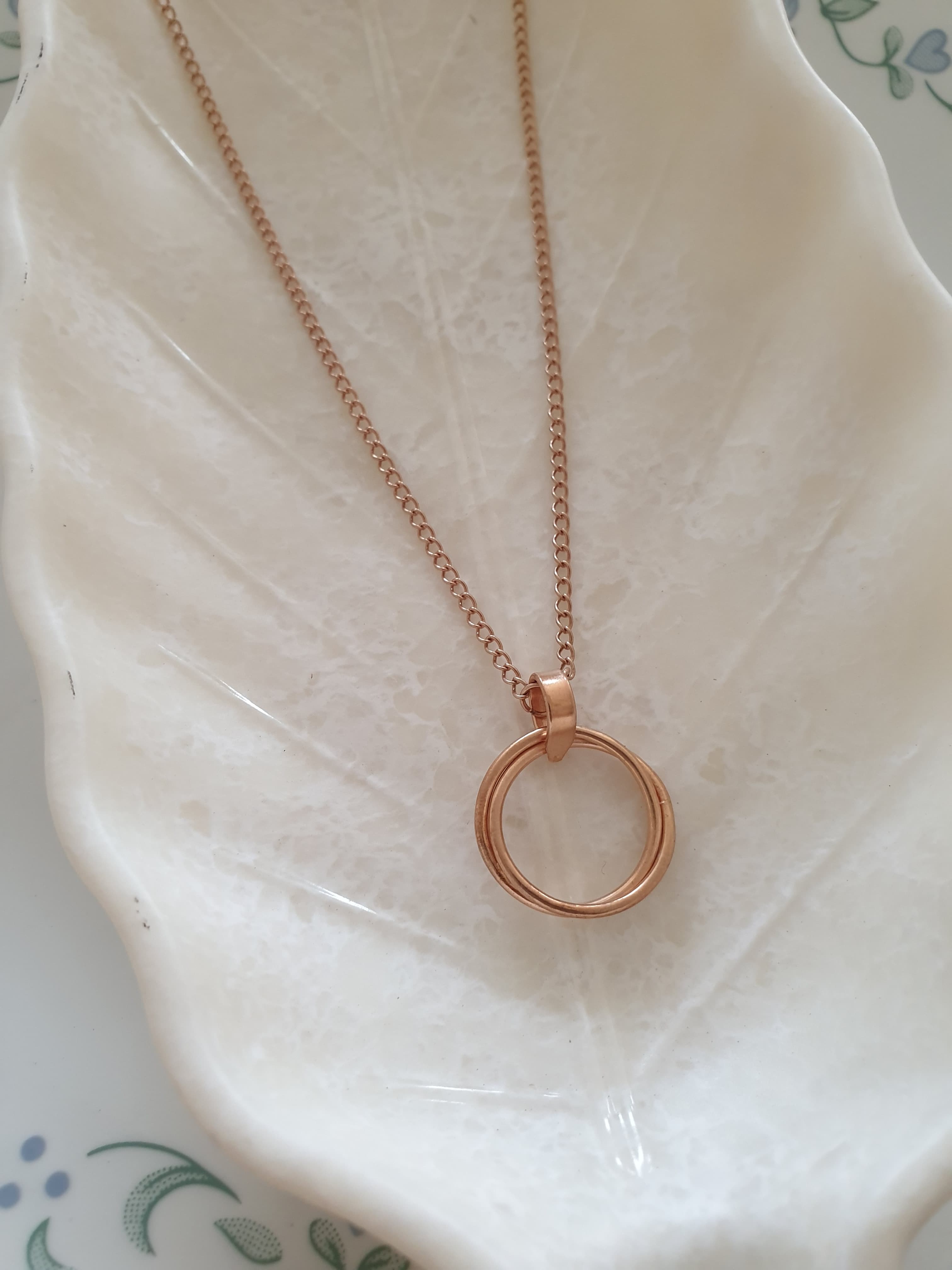 Rose Gold Two Linked Circle Delicate Necklace