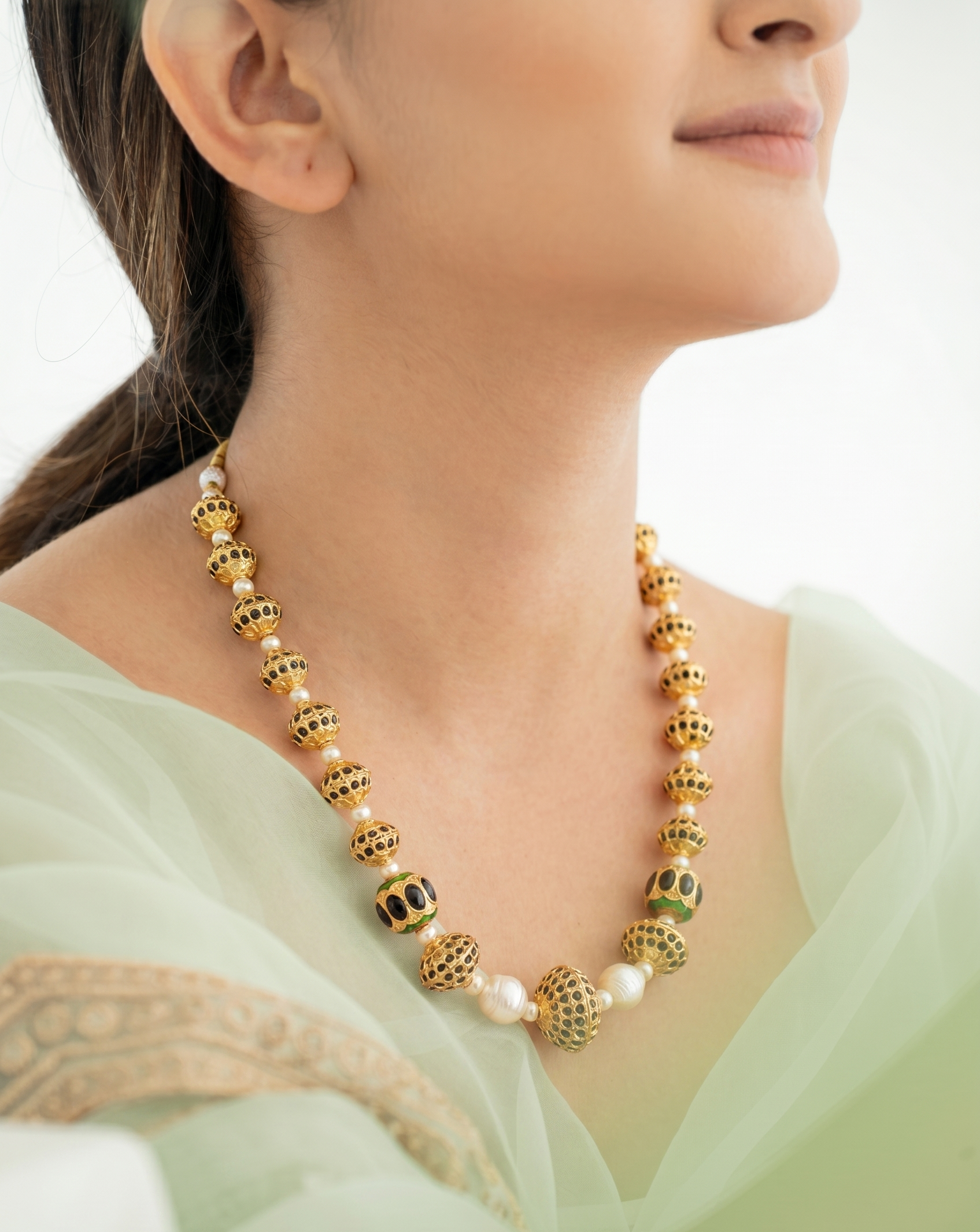 Black Jadau Beads Necklace