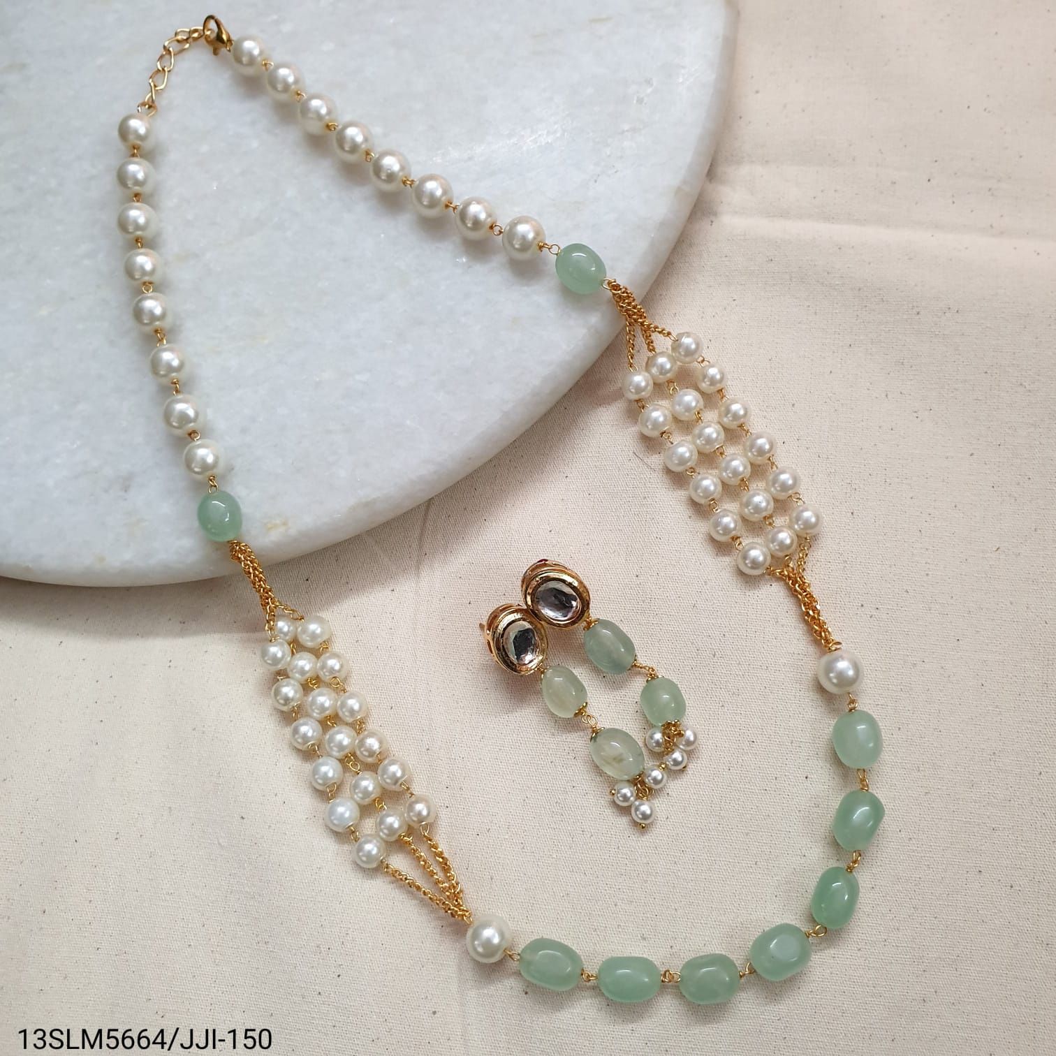 Green and Pearl Beaded Chain Necklace