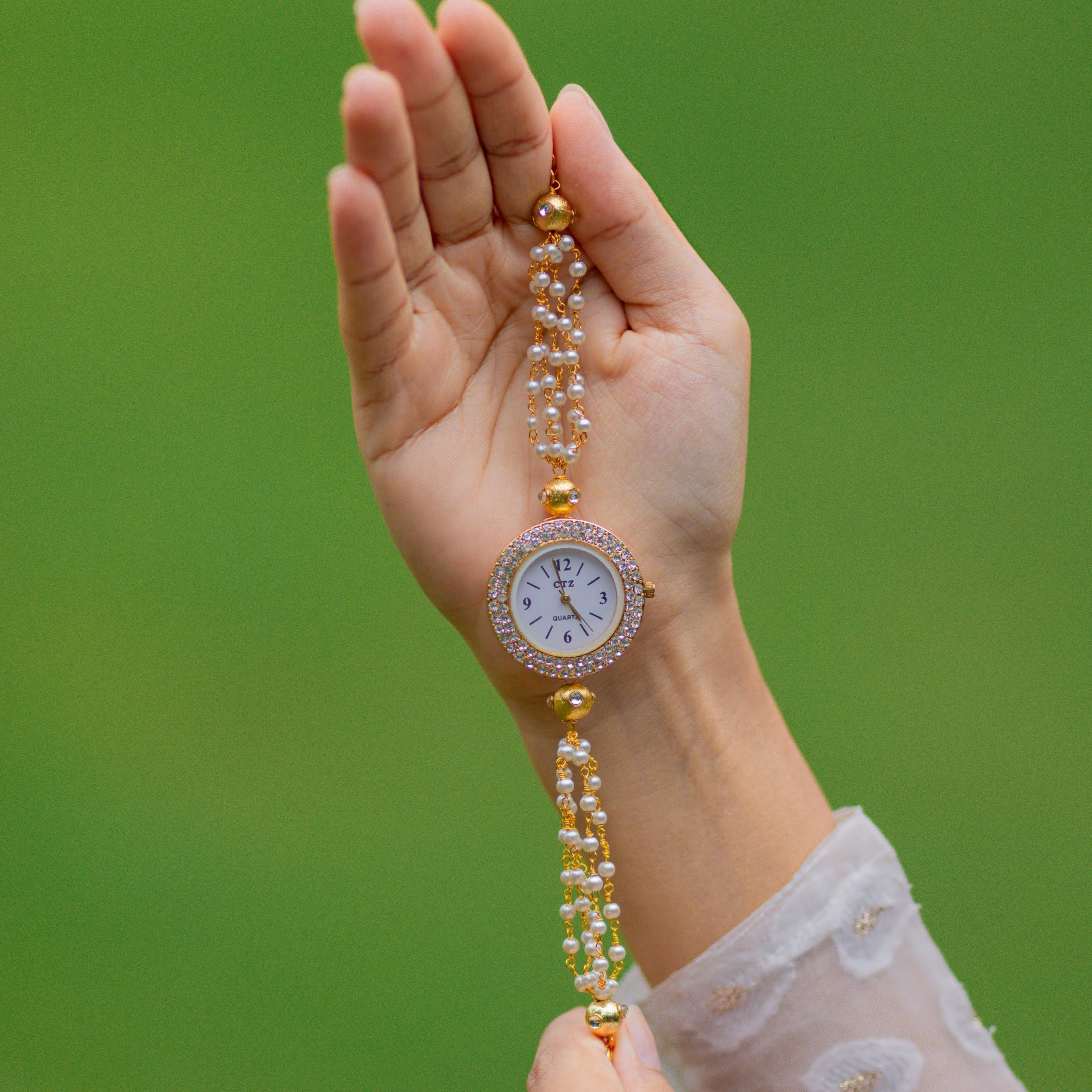 Pearl Beaded Wrist Watch