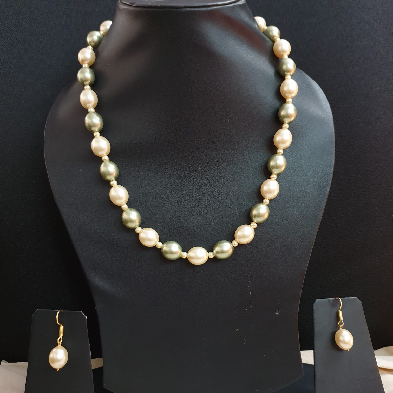 Golden and Green Shell Pearl Necklace