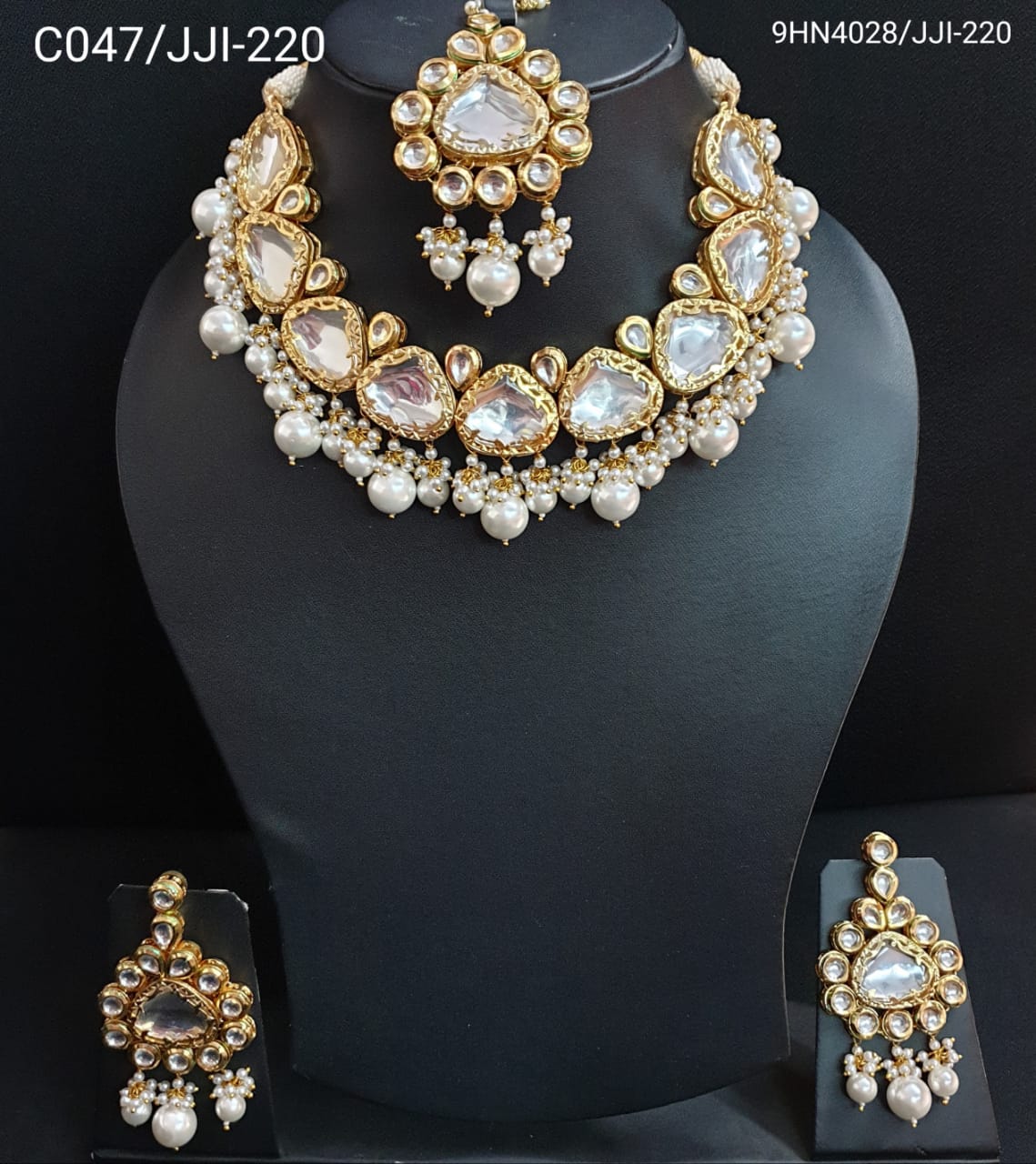 Kundan Pearl Beaded Necklace Set With Earrings and Maang Tikka