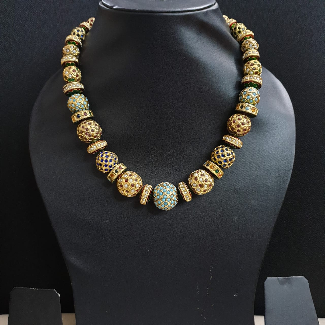Traditional Jadau Disc Bead Necklace