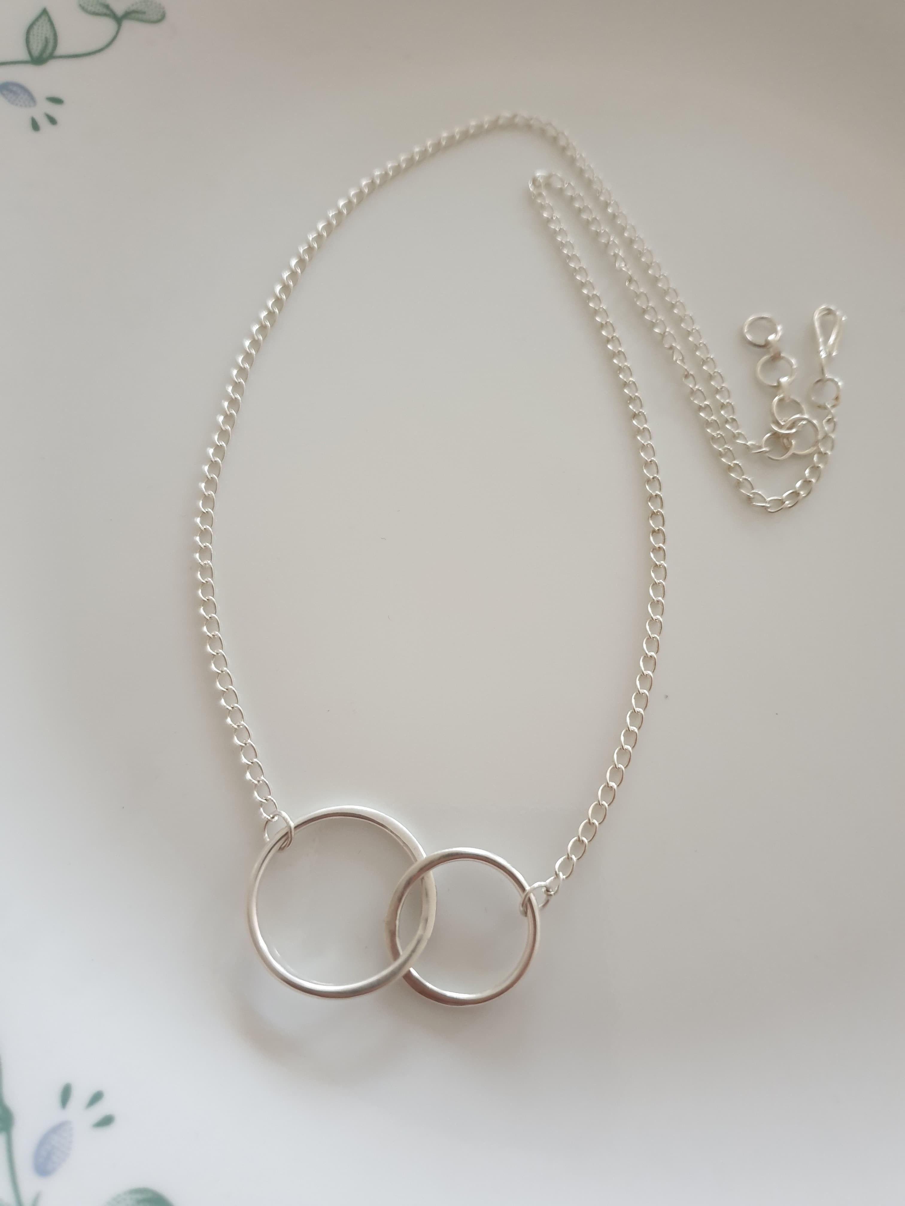Silver Two Linked Circle Delicate Necklace