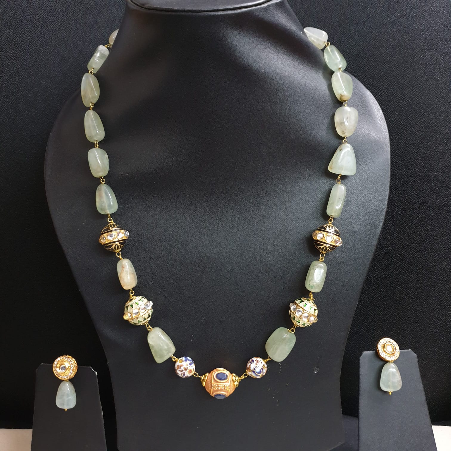 Fancy Stone Beaded Necklace With Earrings