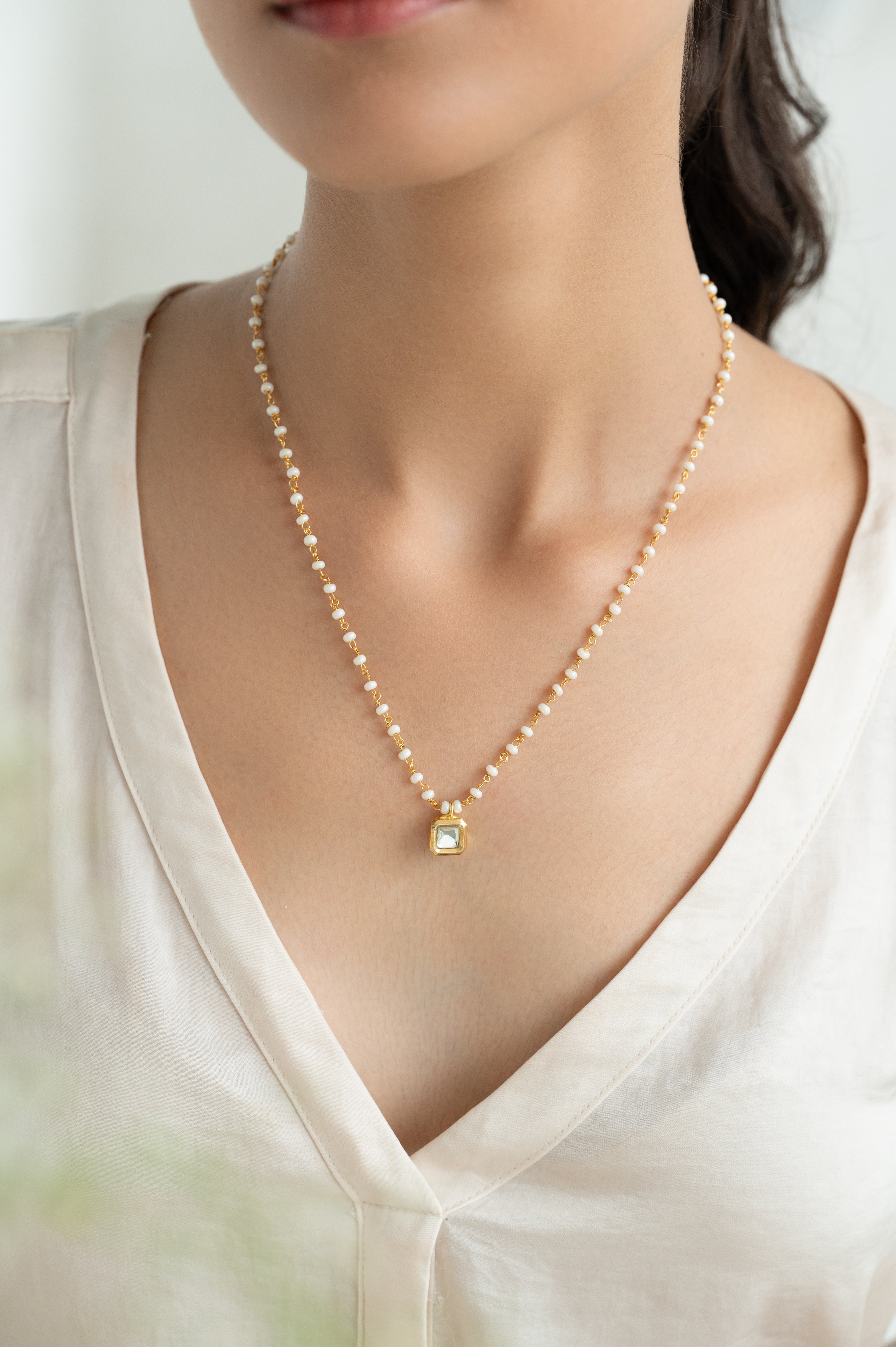 22k Gold Plated Delicate White Beaded Necklace with Kundan Pendant