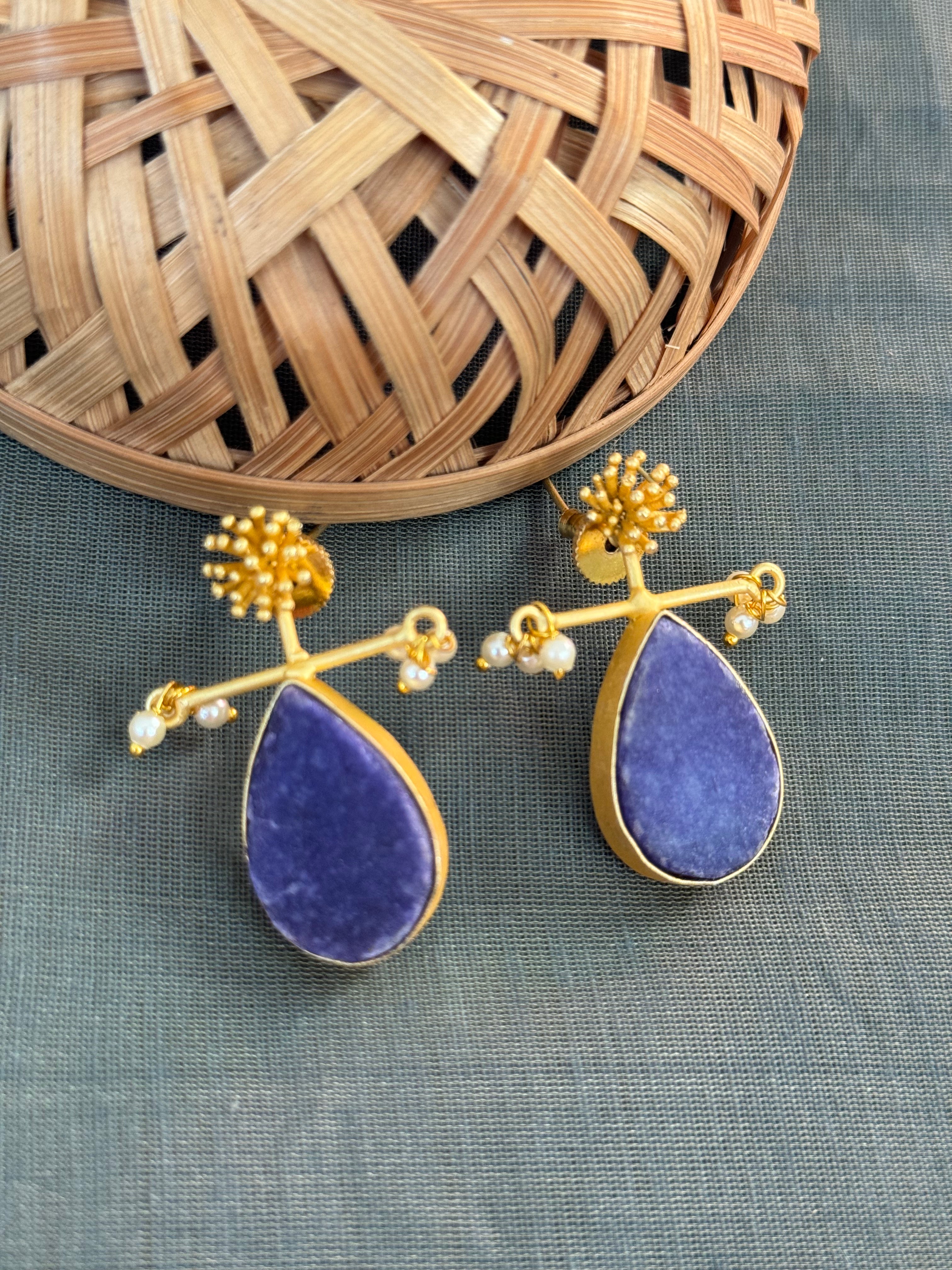 Dark Blue Druzy Stone Matte Gold Earrings