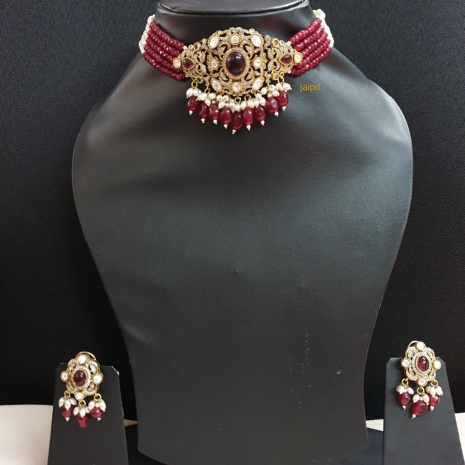 Maroon Stone Moissanite Kundan Pearl Choker Necklace