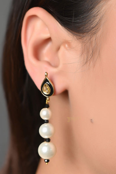 Multilayered Pearl Beads Stone Adorable Necklace