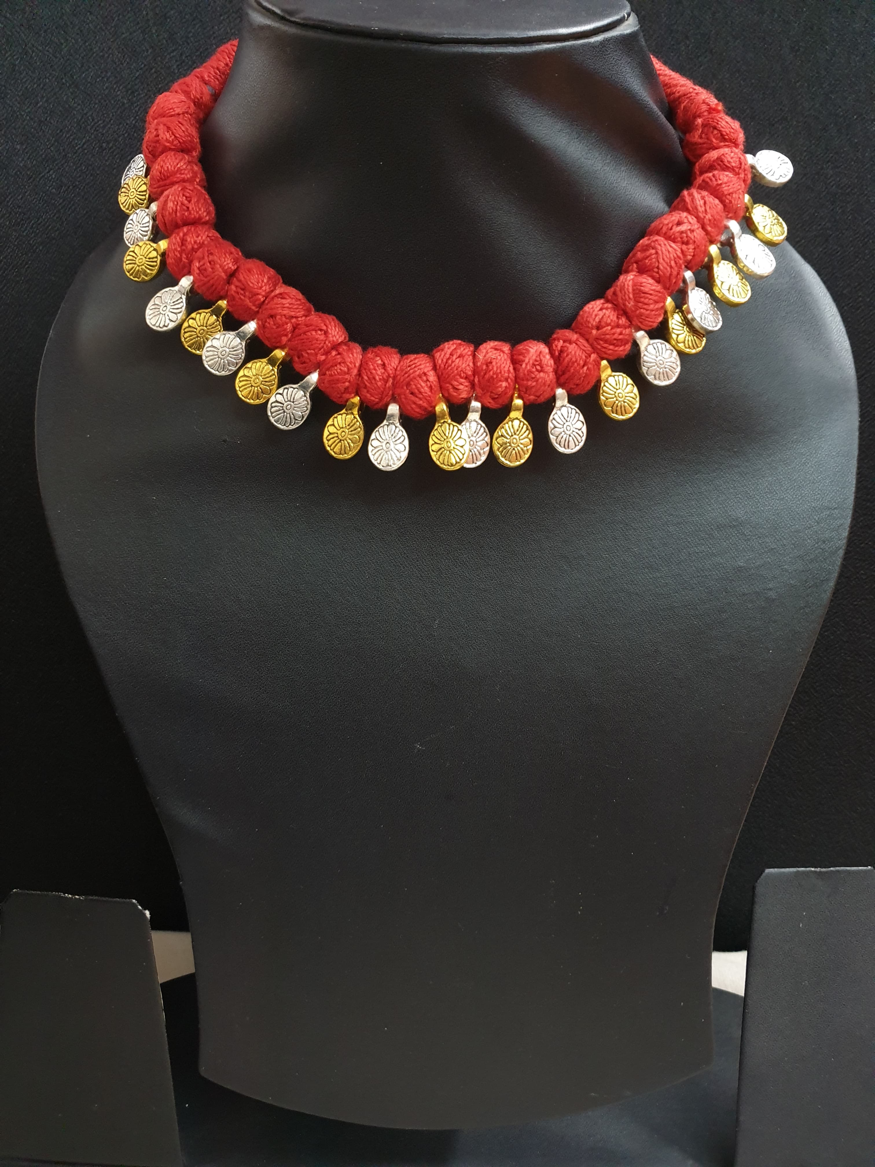 Dual Tone Oxidised Red Thread Necklace Set