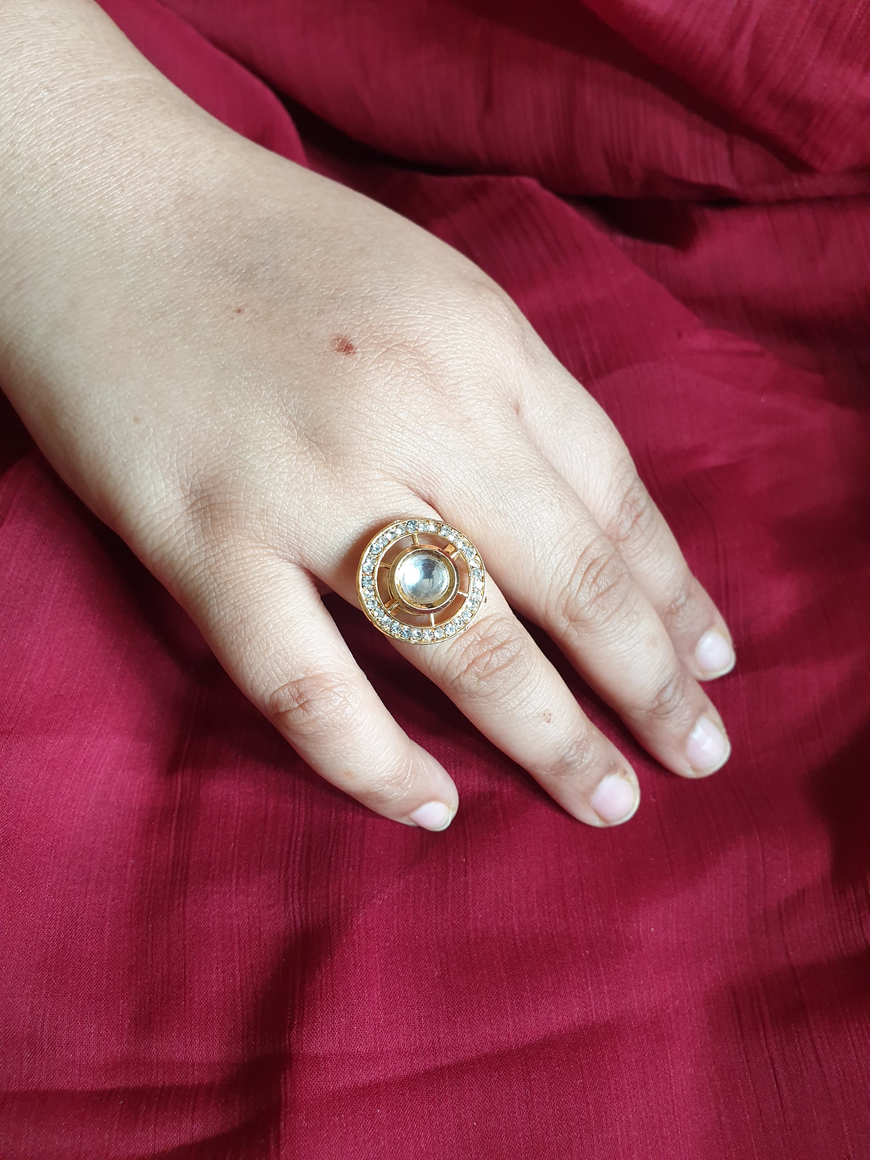 Round Kundan Gold Tone Adjustable Ring