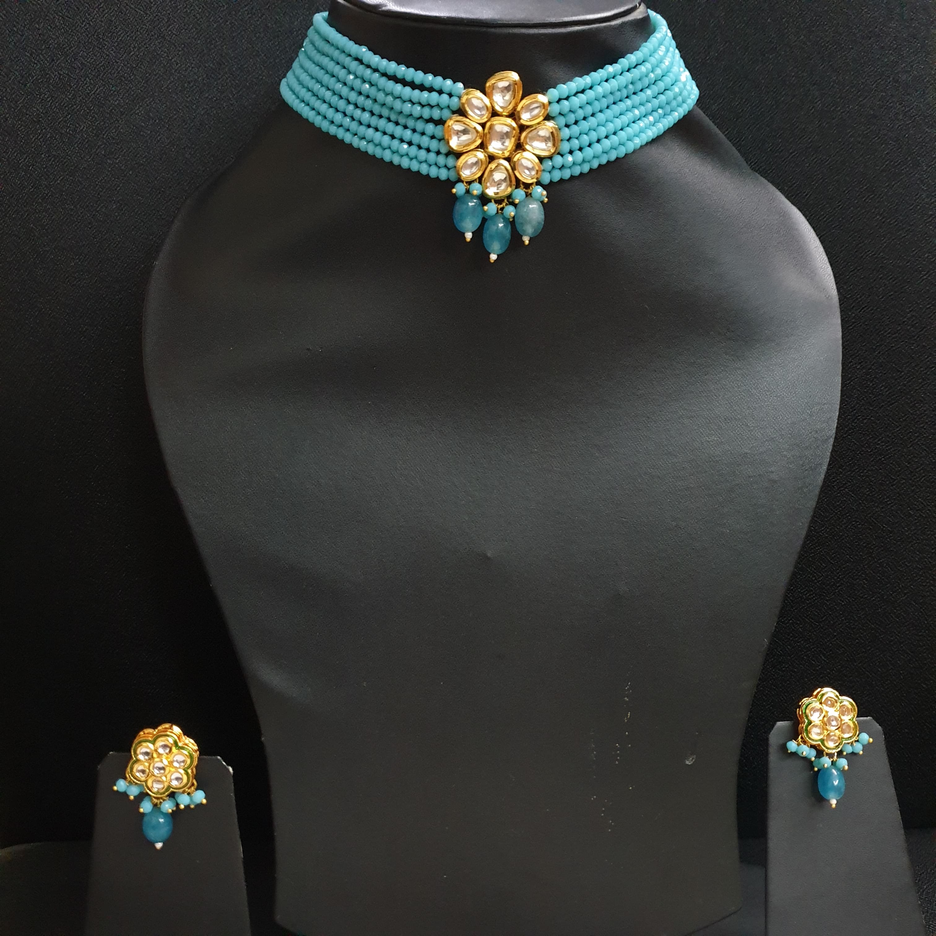 Turquoise Beaded Kundan Choker Necklace With Earrings