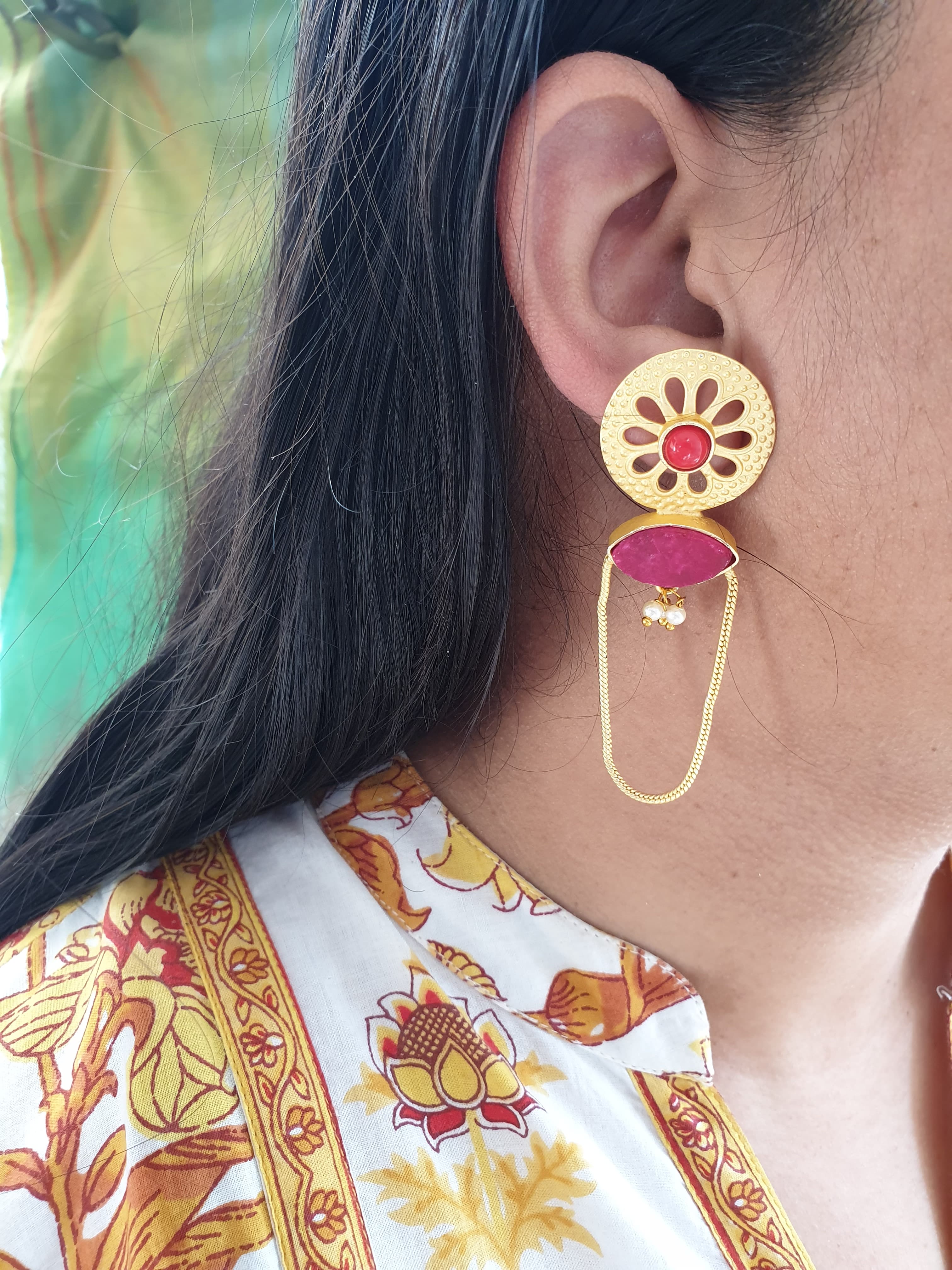 Red Stone Druzy Gold Matte Stud Earrings