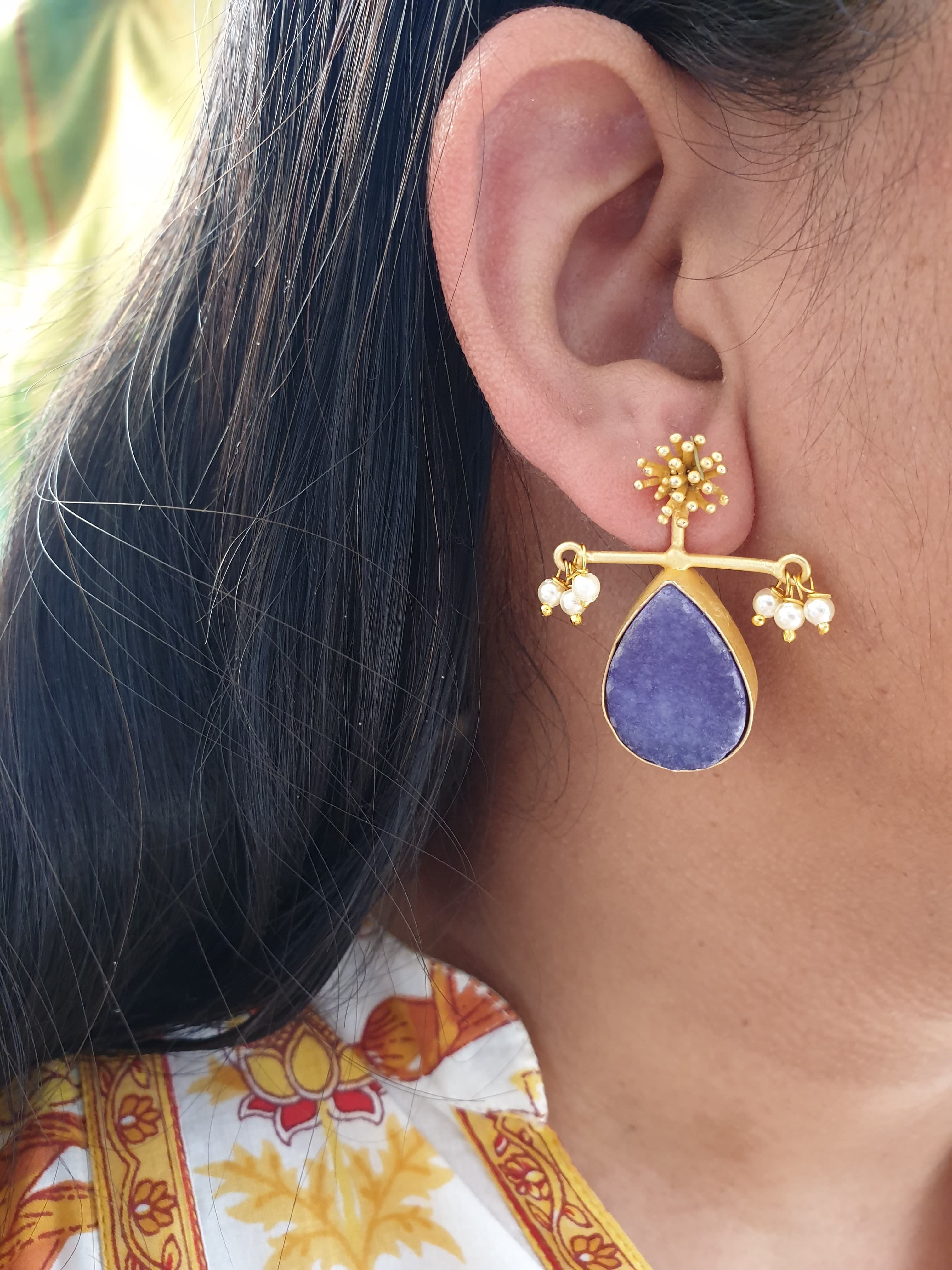 Dark Blue Druzy Stone Matte Gold Earrings