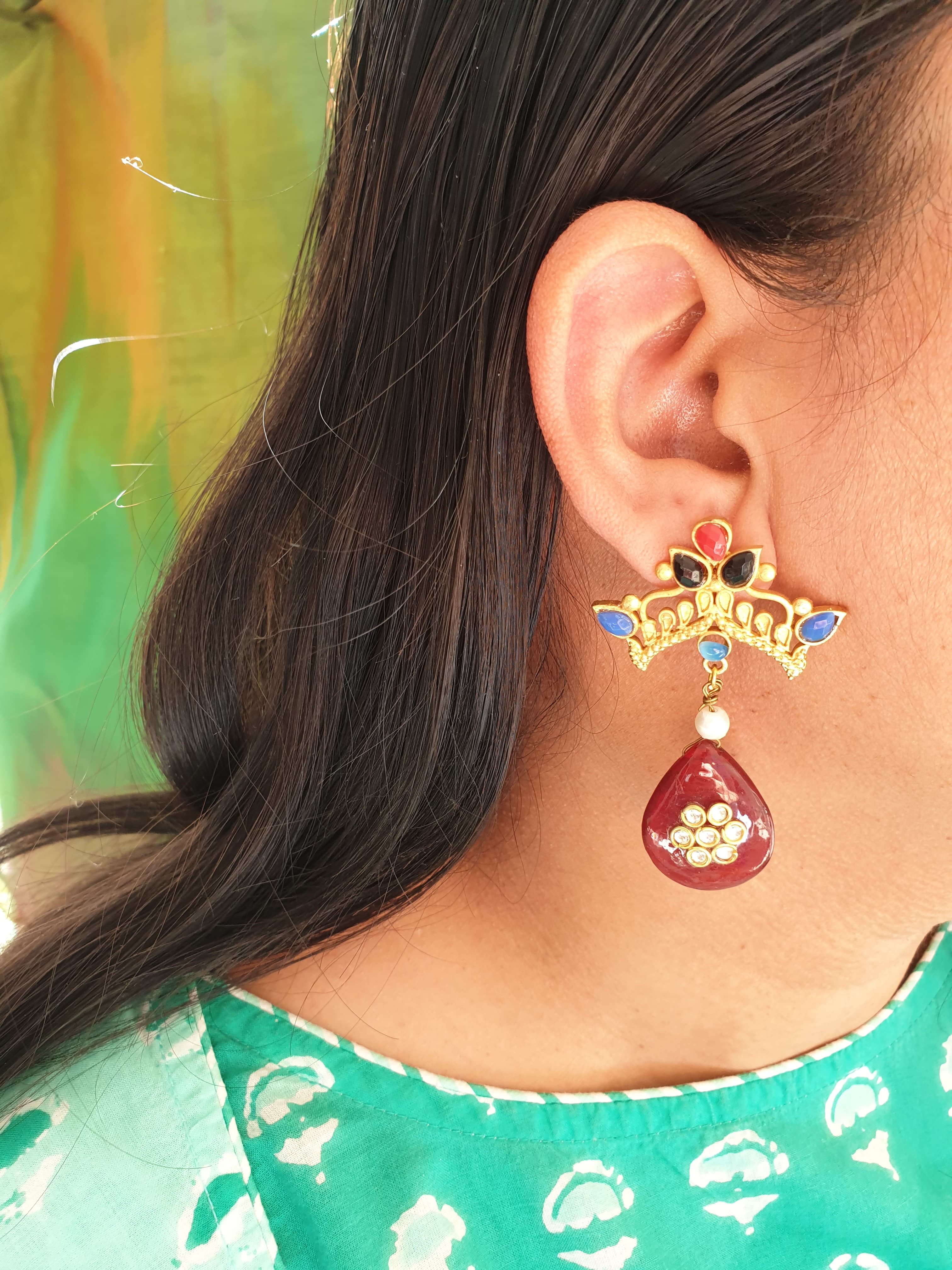 Maroon Stone Gold Matte Drop Earrings