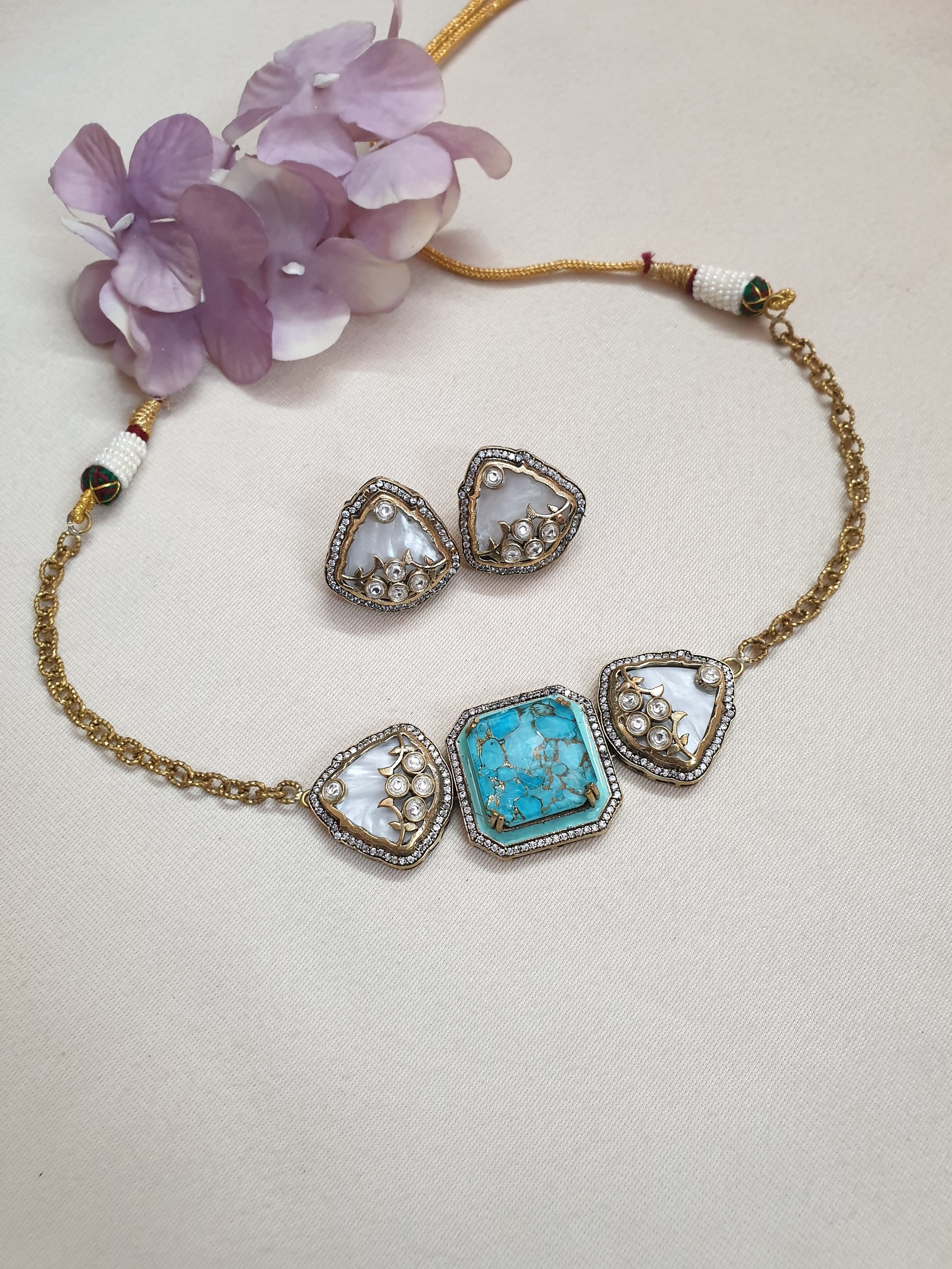 Turquoise Doublet Stone Elegant Choker Necklace With Earrings