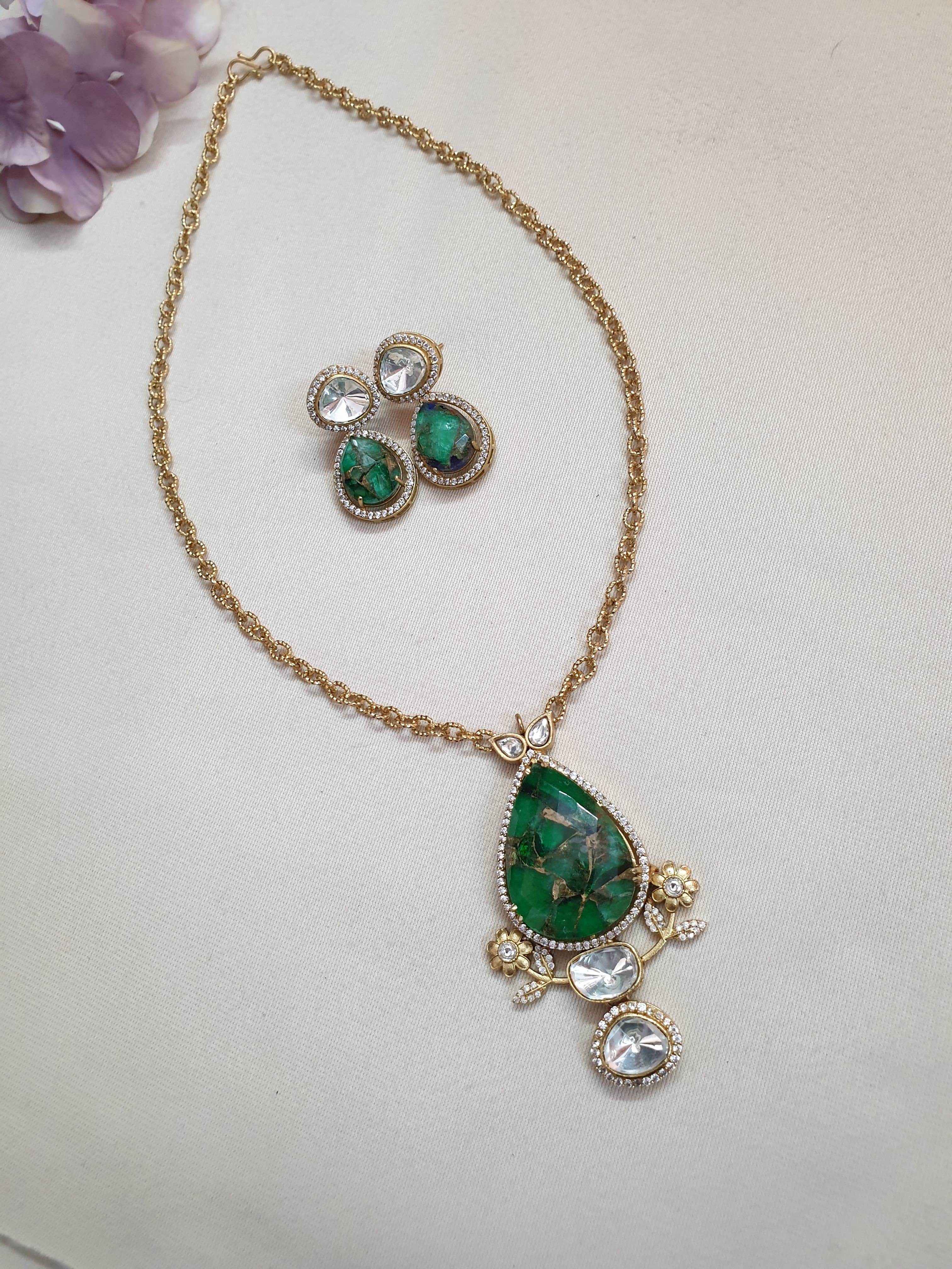 Green Doublet Stone Chain Necklace With Earrings